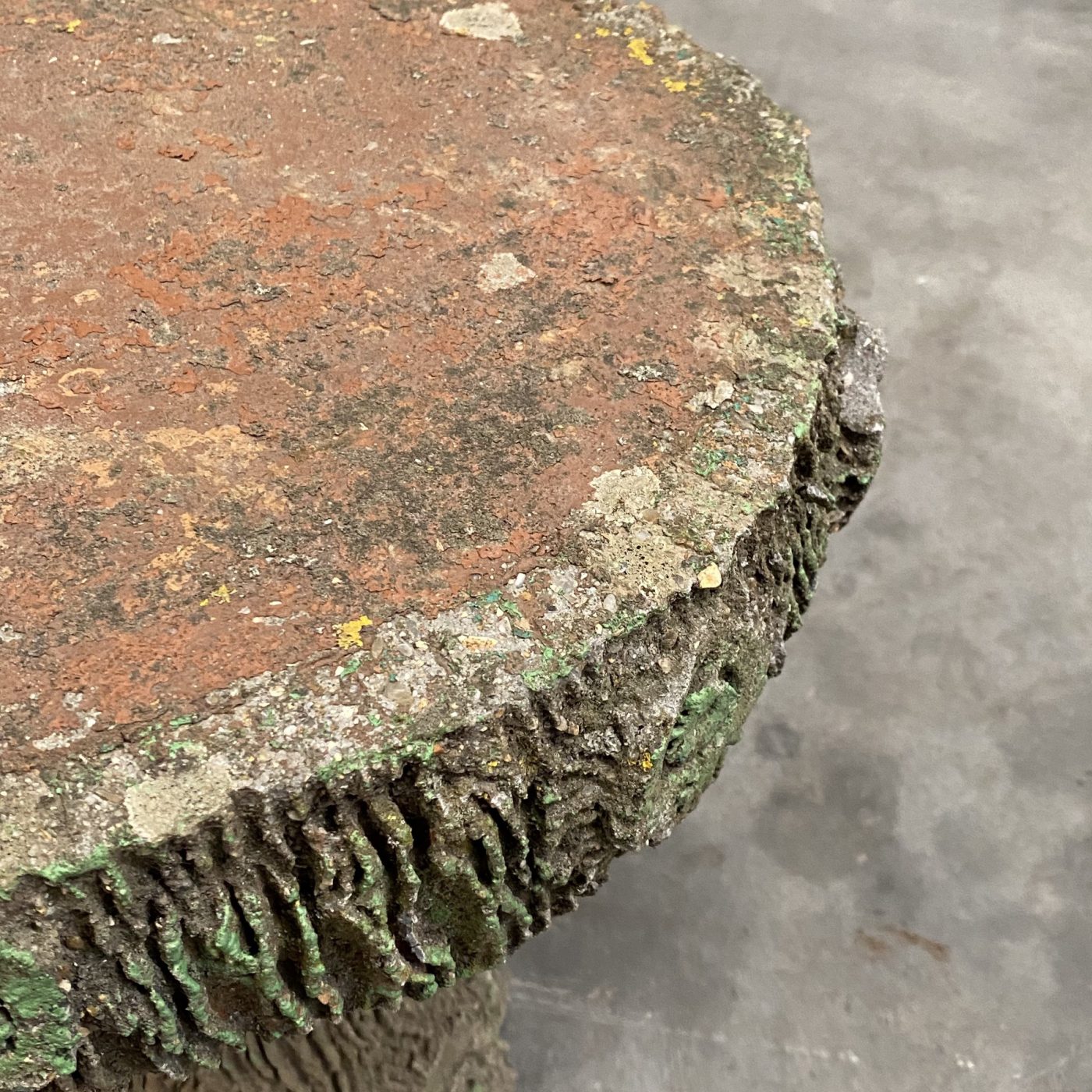 objet-vagabond-concrete-stools0006