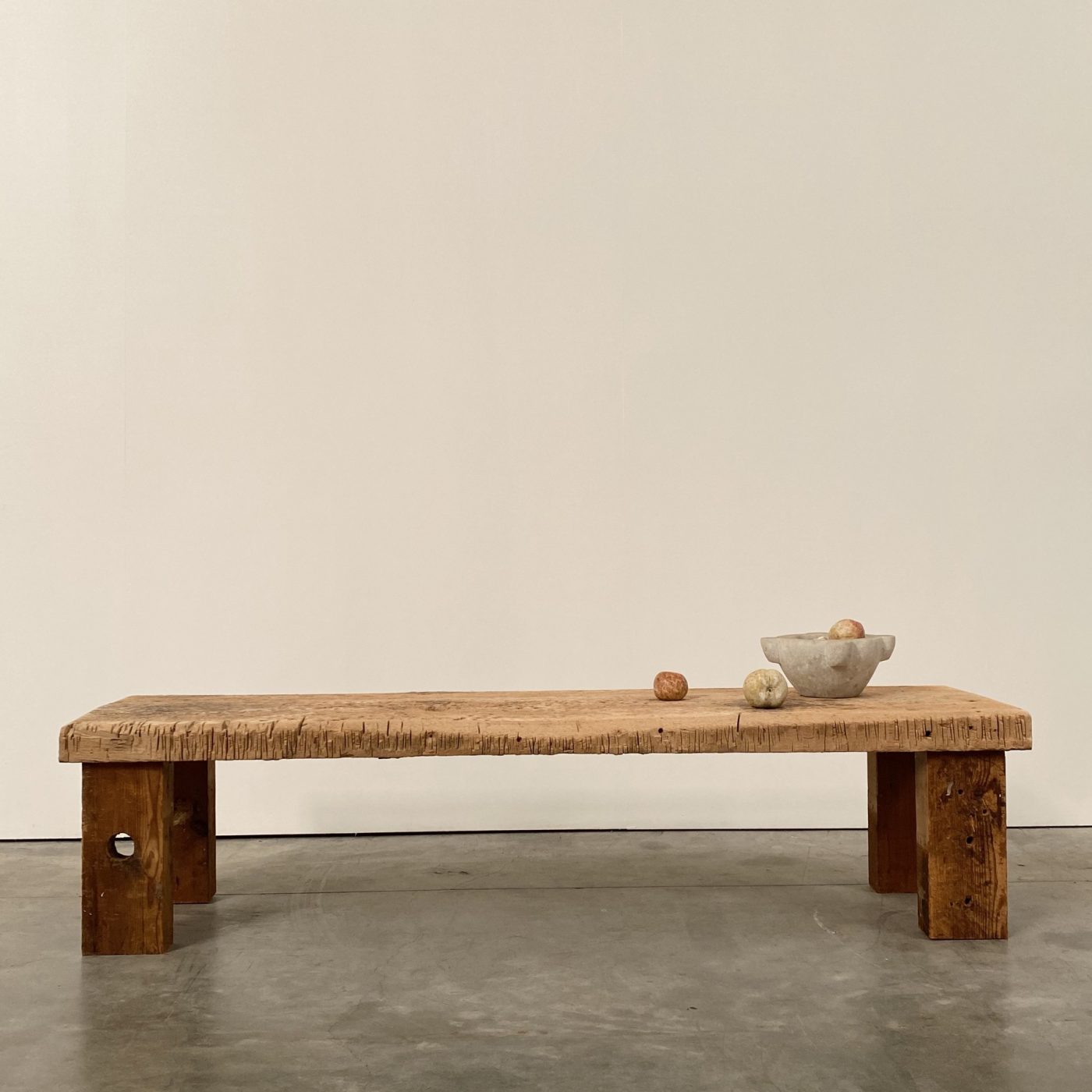 objet-vagabond-primitive-coffeetable0007