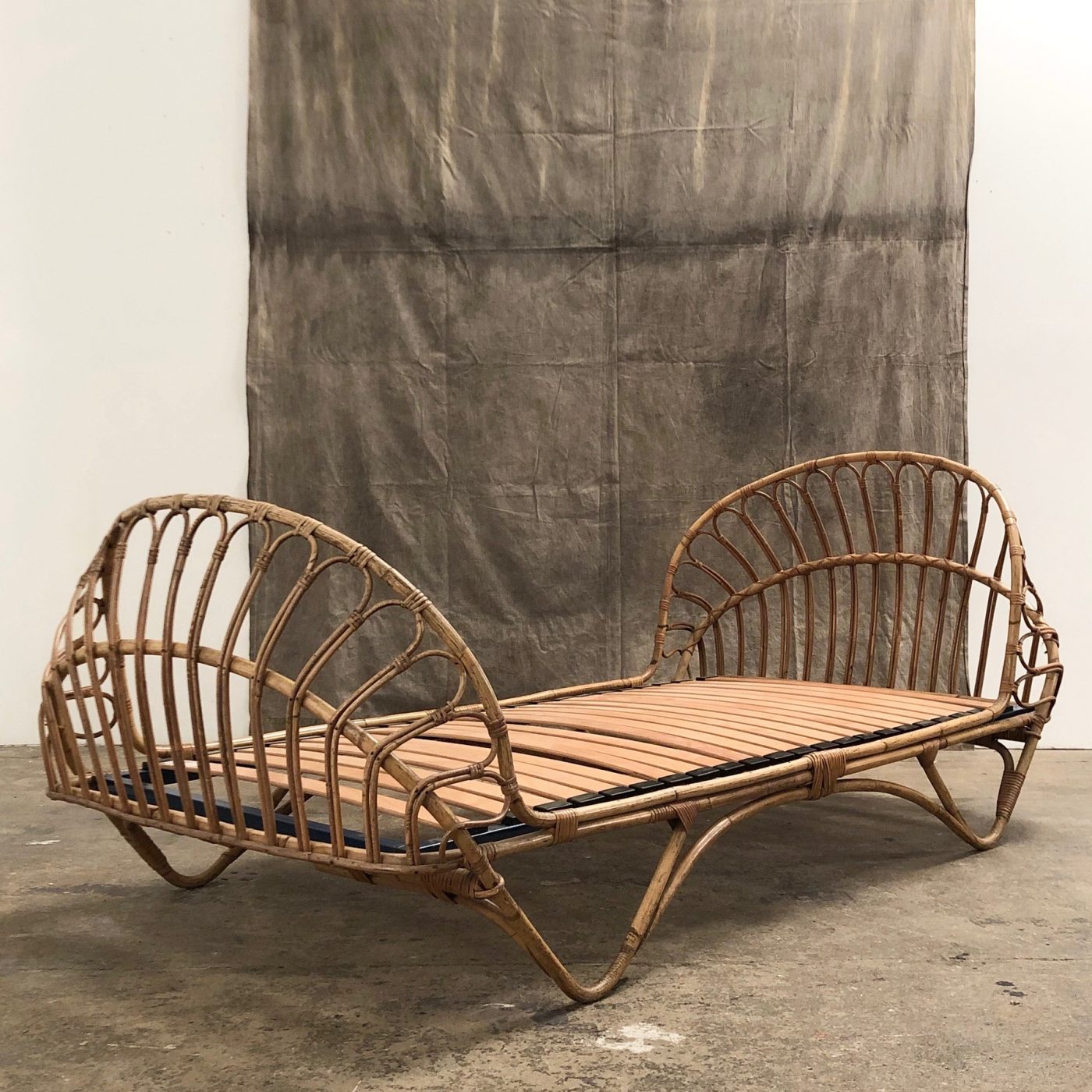 objet-vagabond-rattan-bed0000