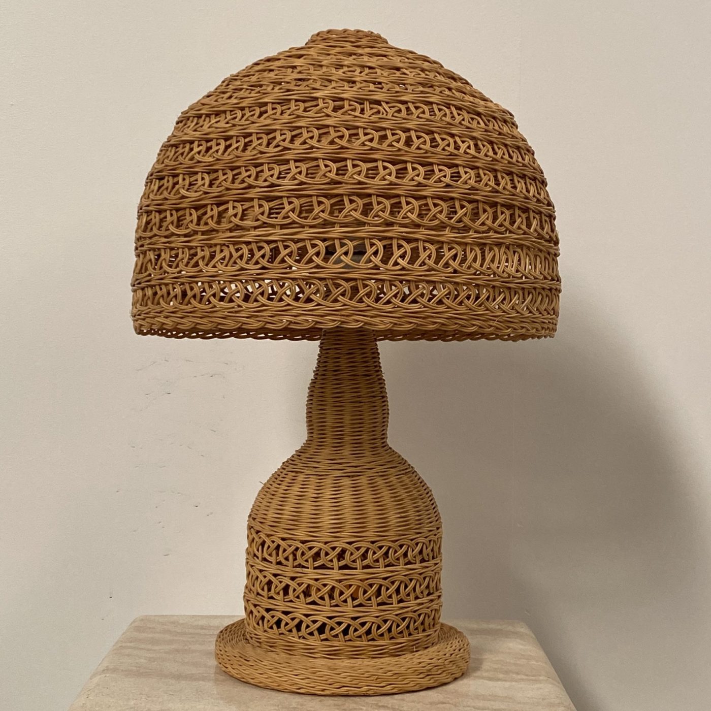 objet-vagabond-rattan-lamps0005