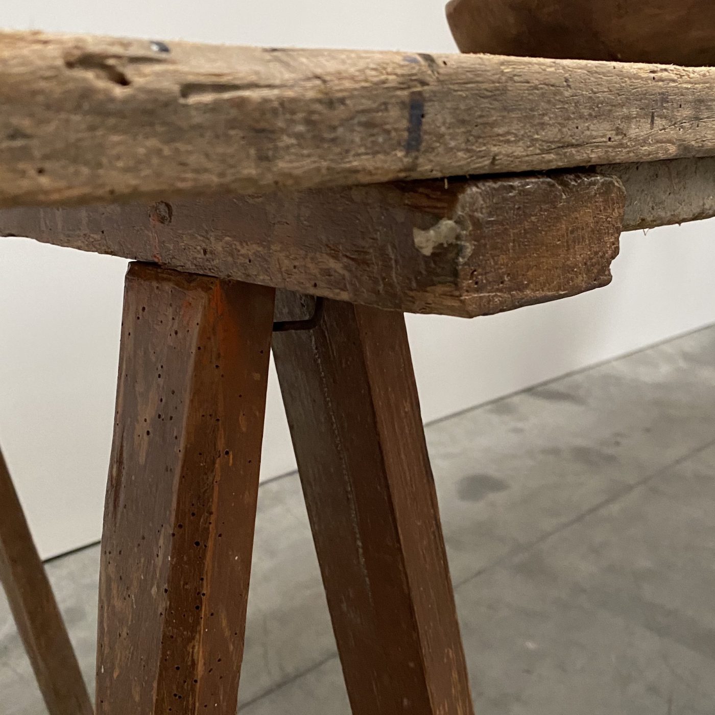 objet-vagabond-trestle-table0003