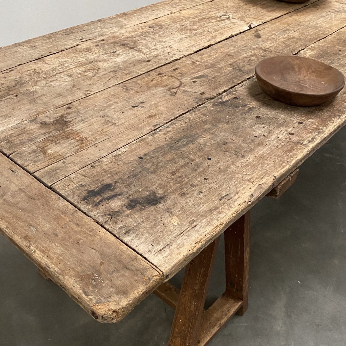 objet-vagabond-trestle-table0009