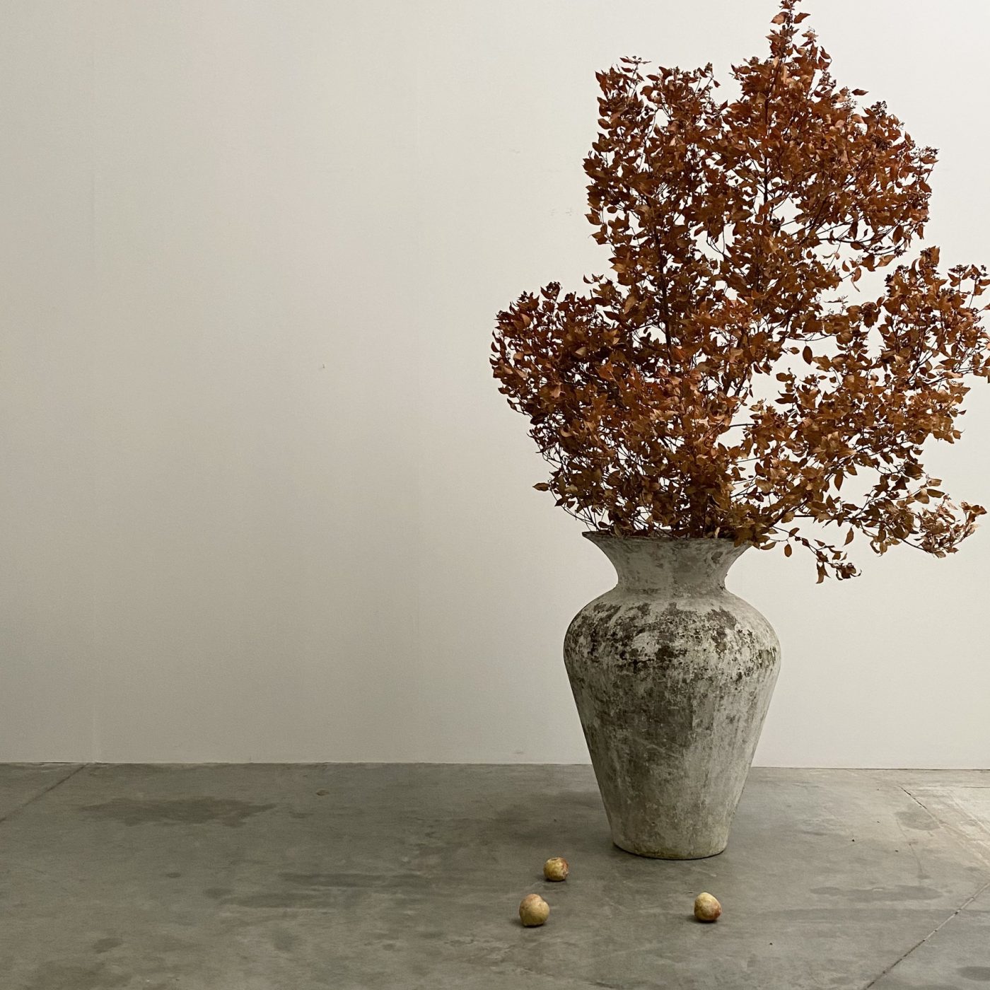 objet-vagabond-concrete-vase0002