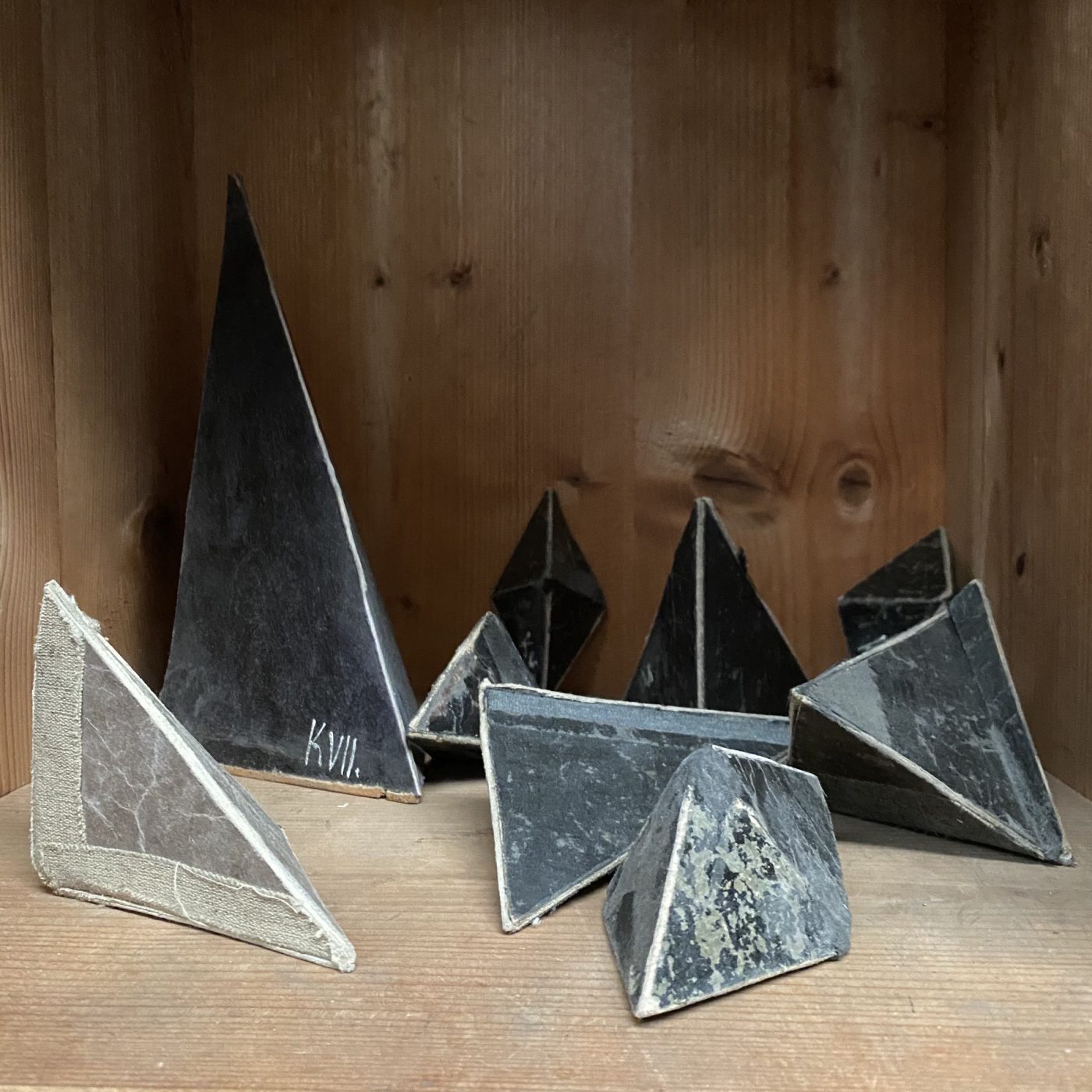 objet-vagabond-geometric-forms0002