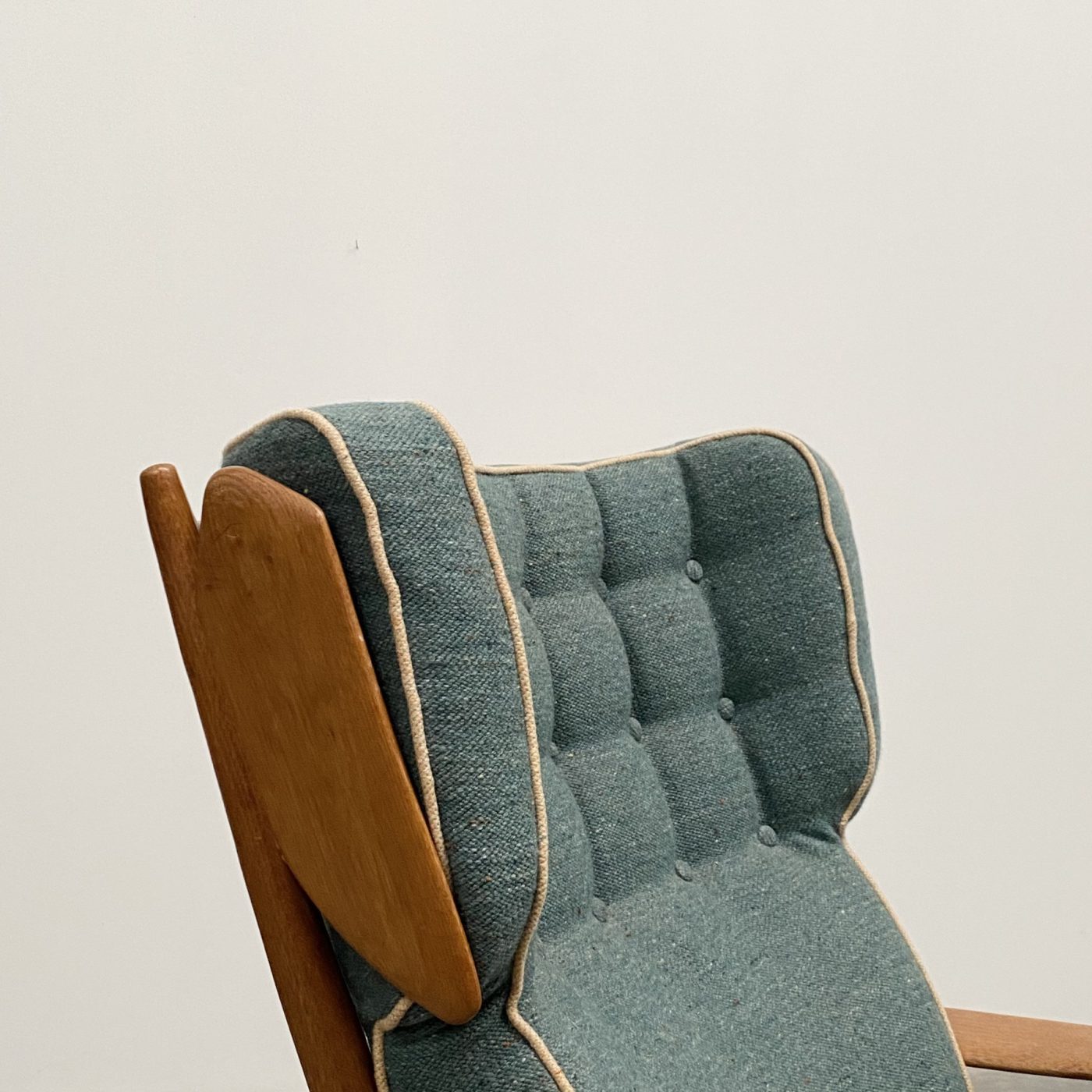 objet-vagabond-midcentury-armchairs0003