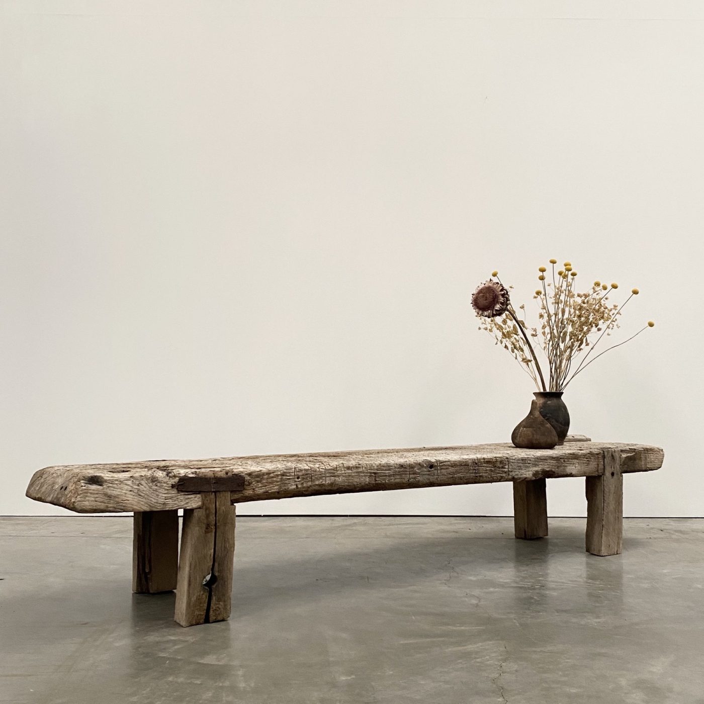 objet-vagabond-primitive-coffeetable0002