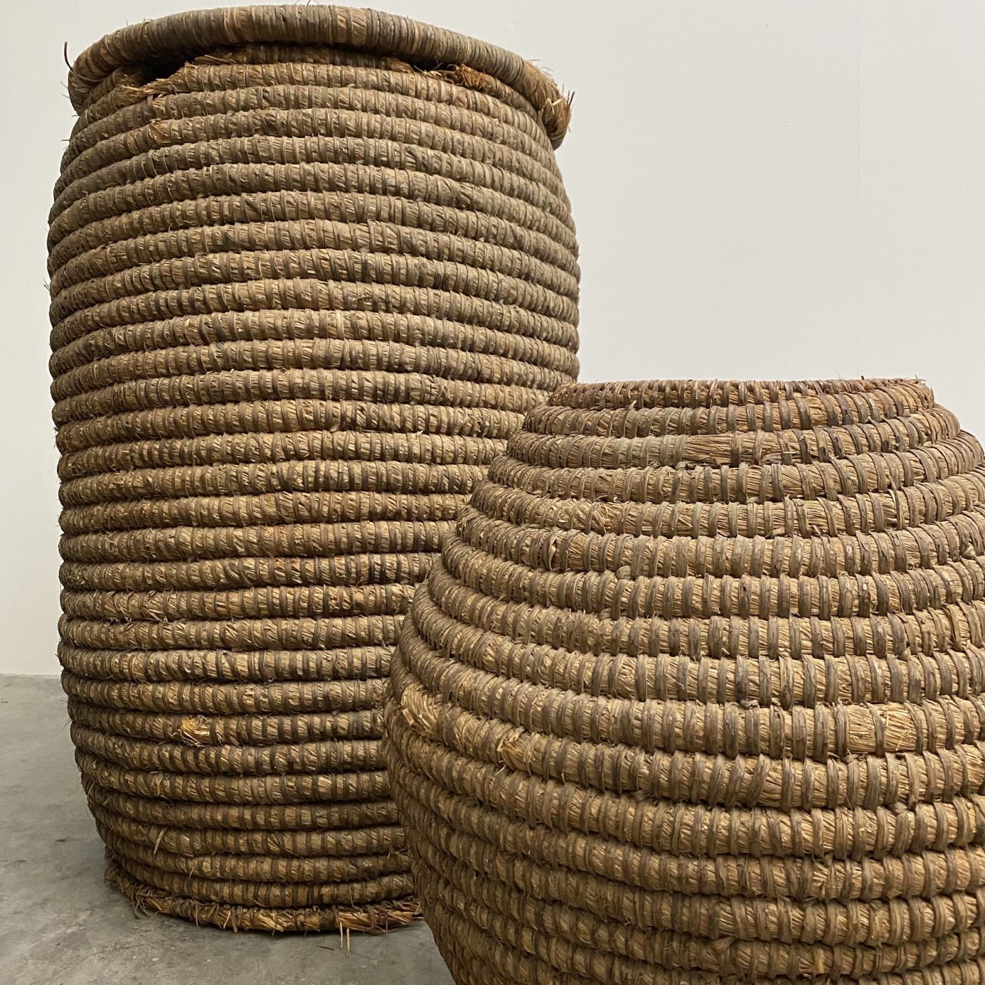 objet-vagabond-rope-vases0001