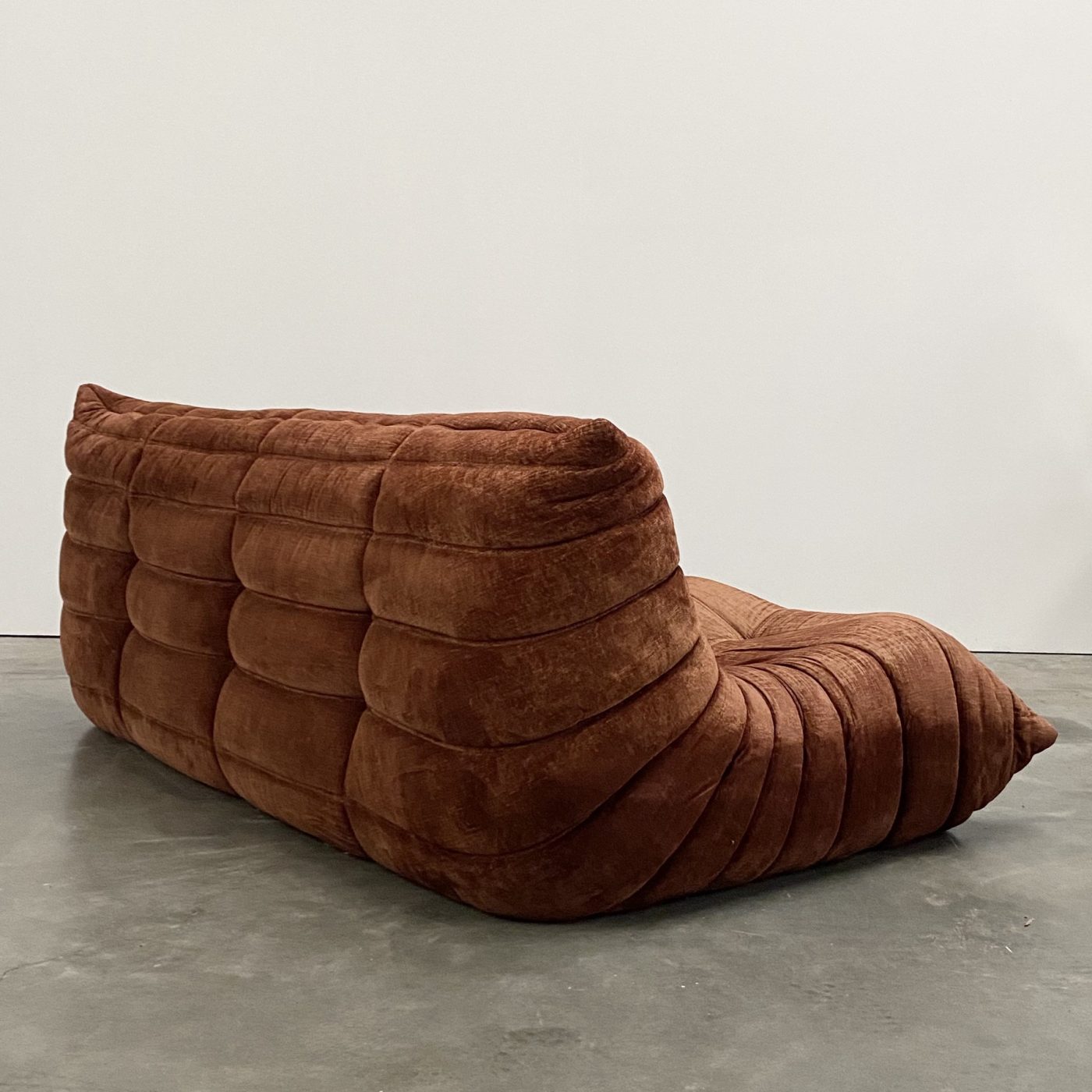 objet-vagabond-togo-sofa0001