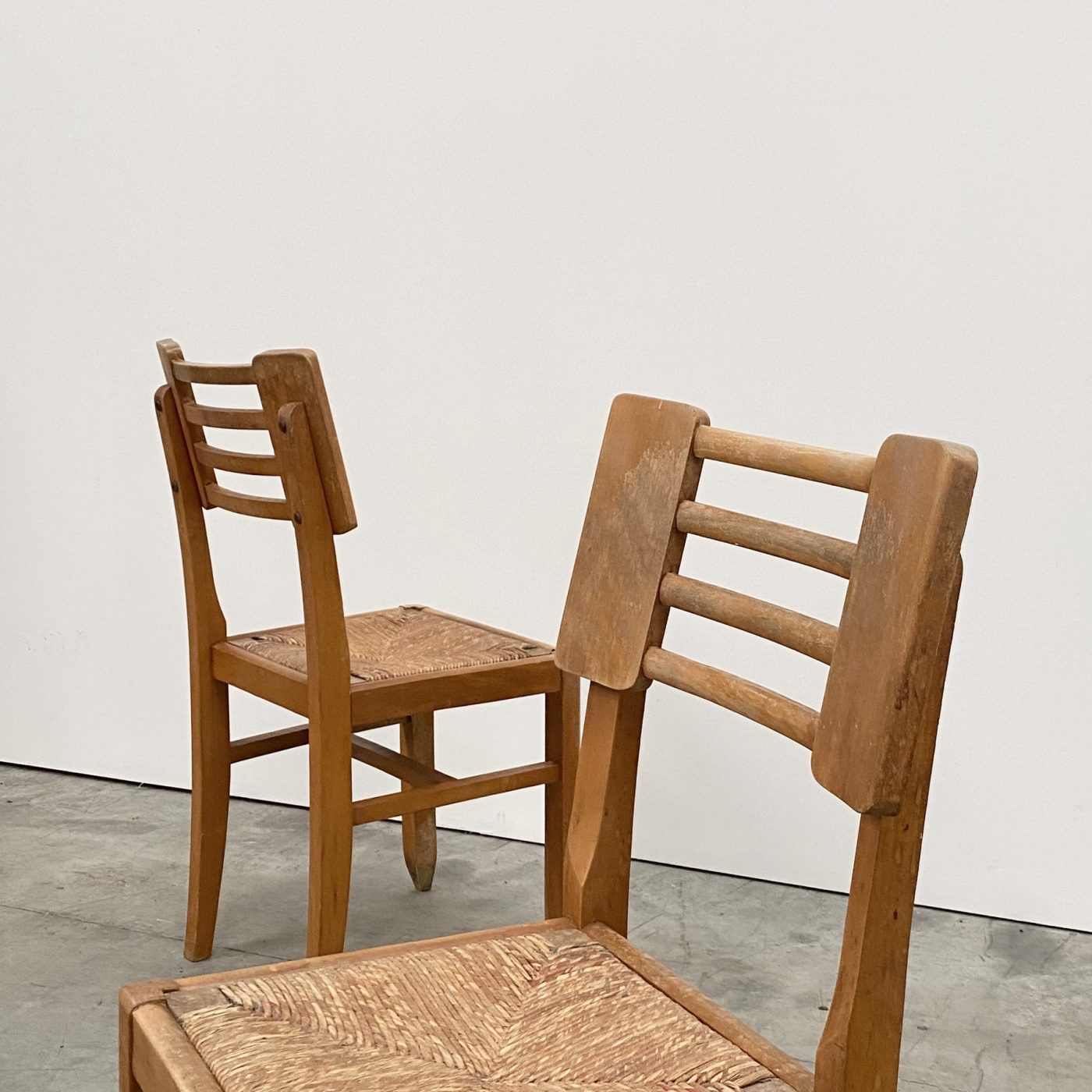 objet-vagabond-cruege-chairs0002