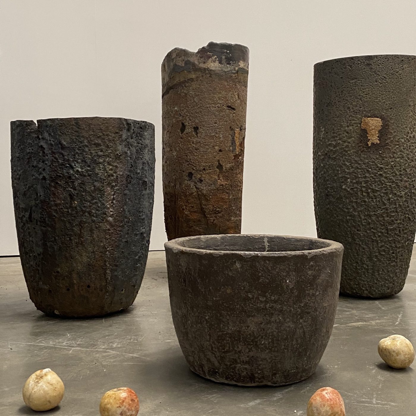 objet-vagabond-foundry-pots0004