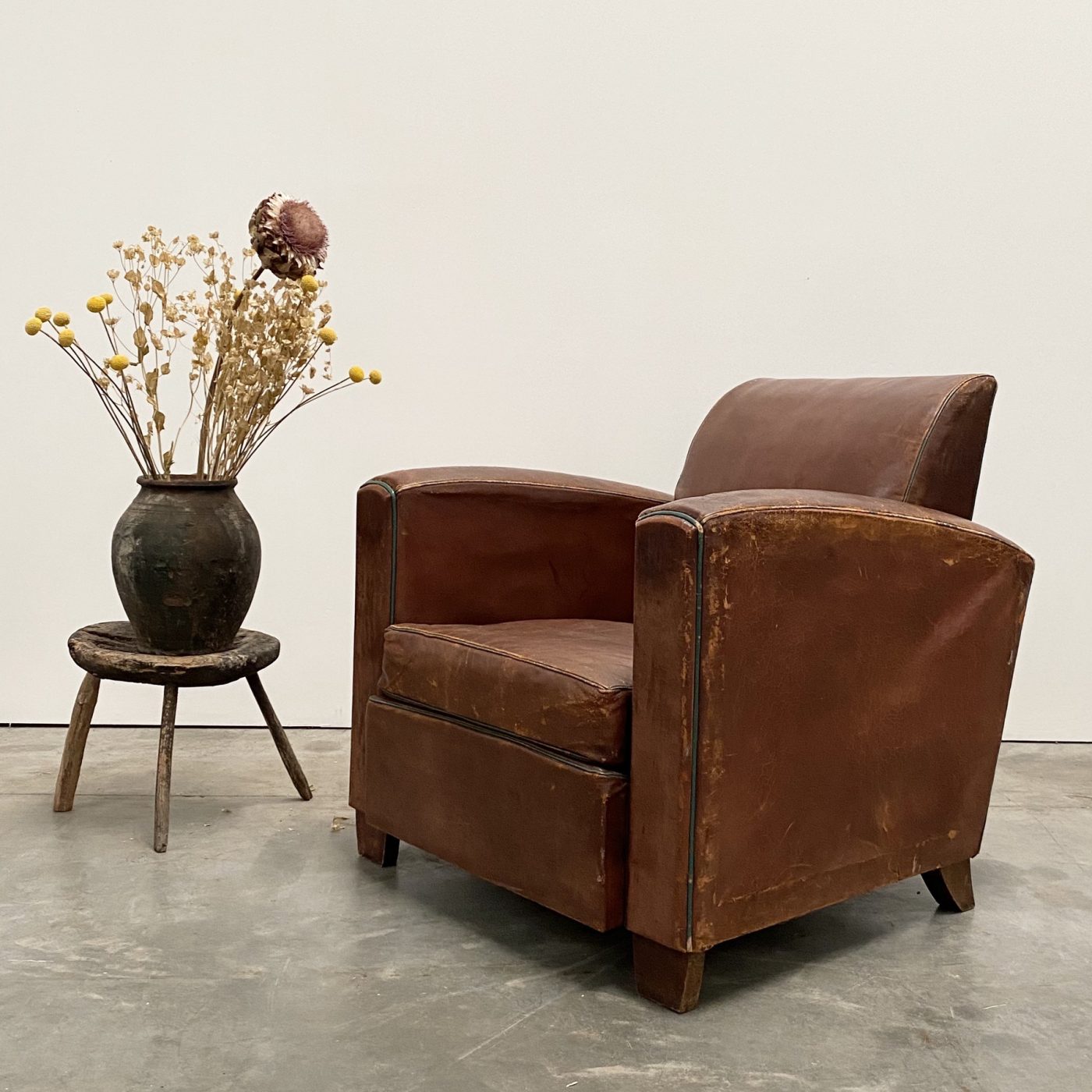 objet-vagabond-leather-chair0002