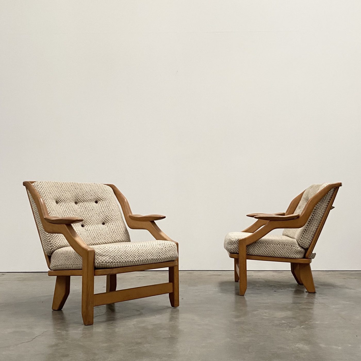 objet-vagabond-midcentury-armchairs0001