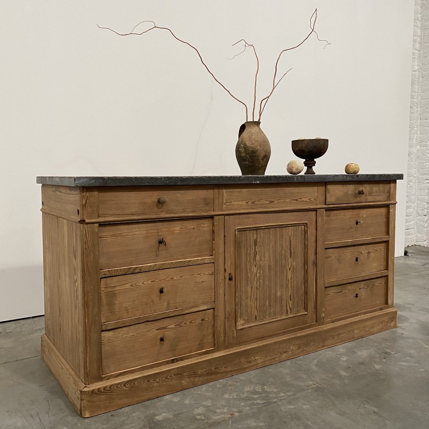 objet-vagabond-oak-cabinet0000