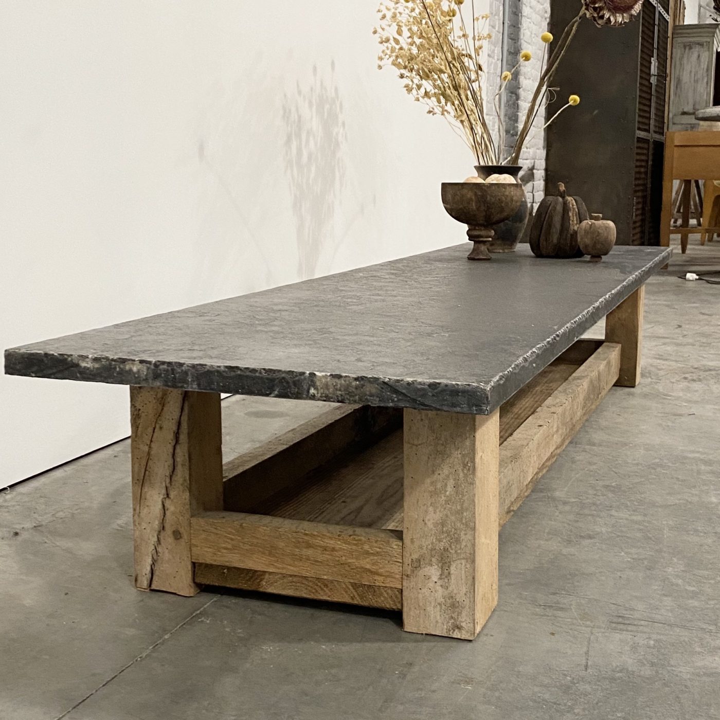 objet-vagabond-stone-table-20003