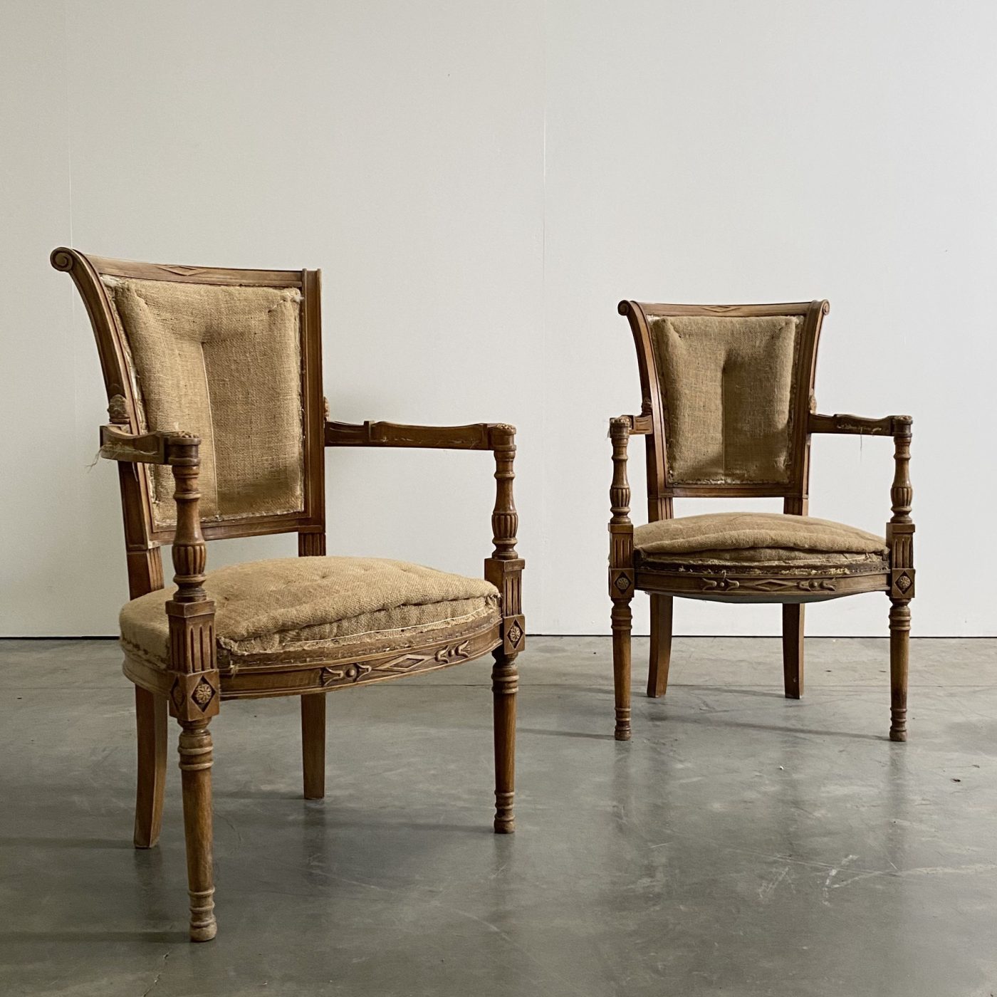 objet-vagabond-armchairs0003