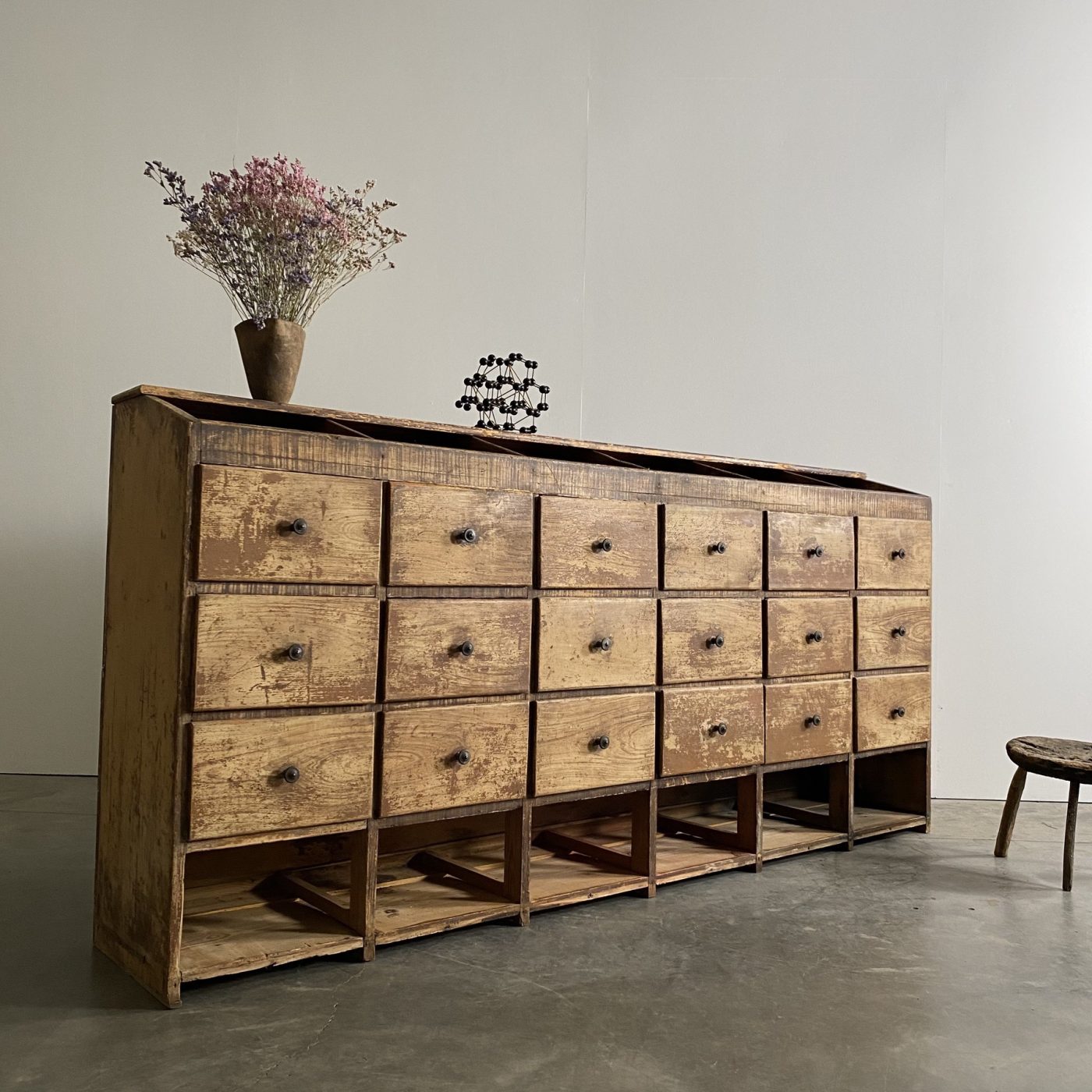 objet-vagabond-chest-drawers0004