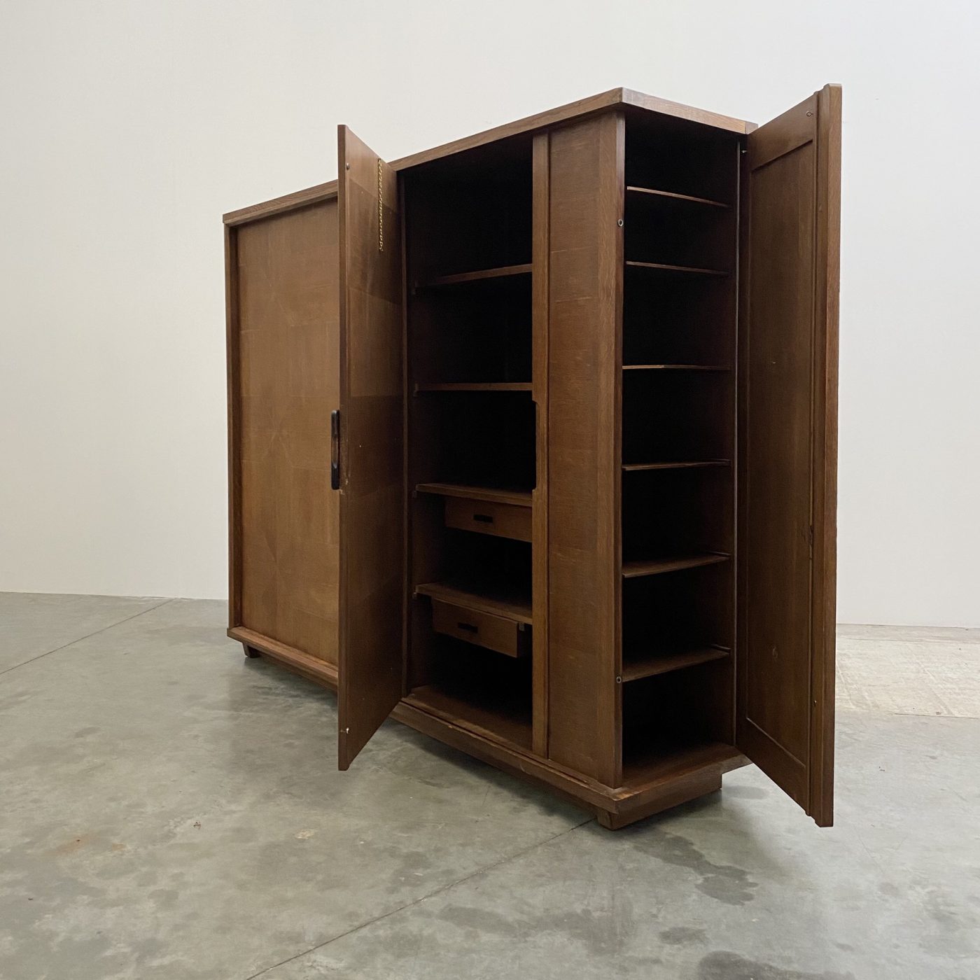 objet-vagabond-midcentury-cupboard0001