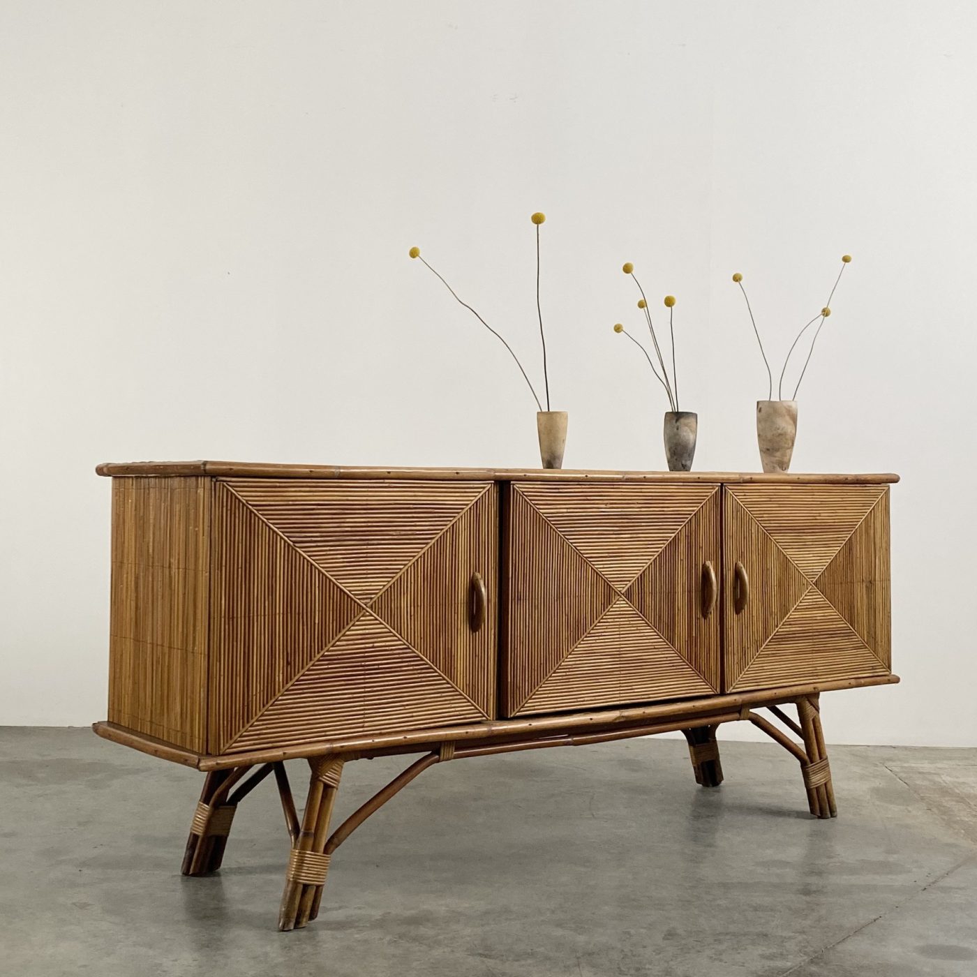 objet-vagabond-rattan-sideboard0005