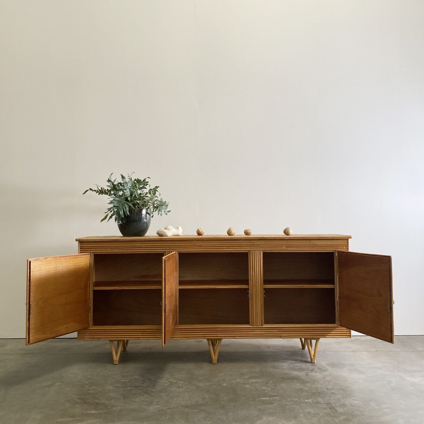 objet-vagabond-vintage-sideboard0006