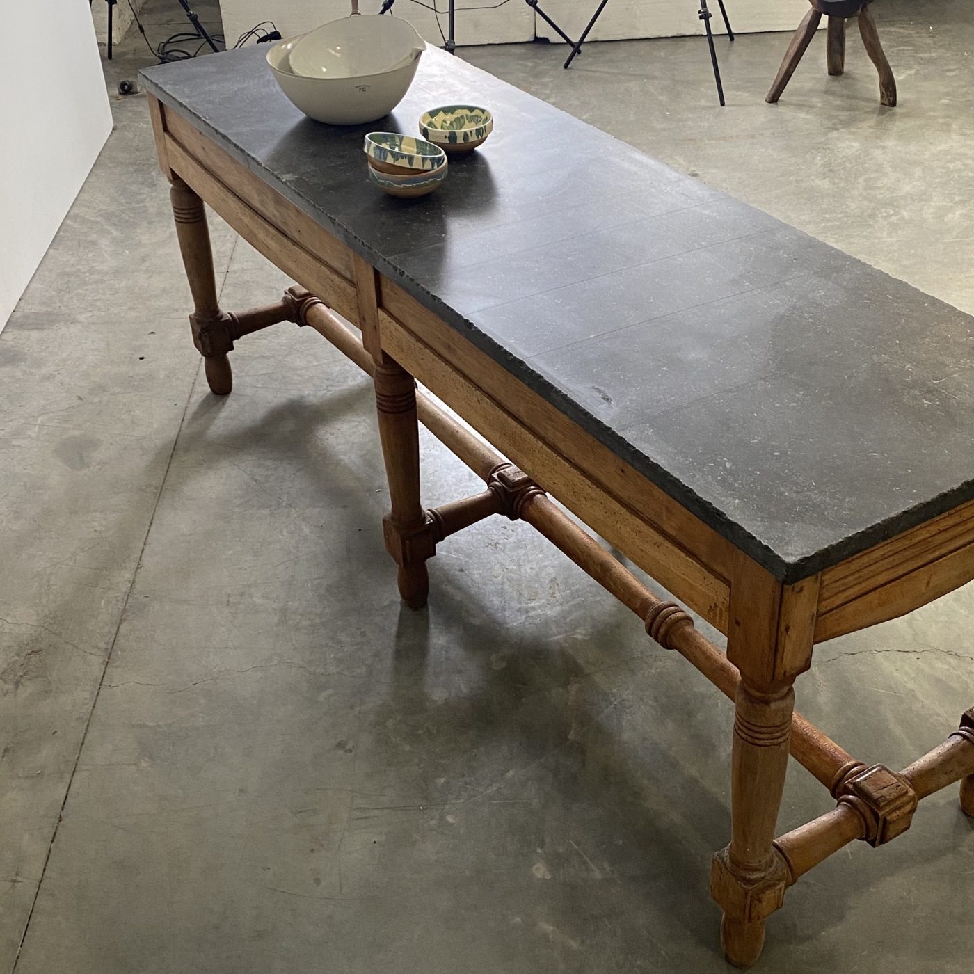 objet-vagabond-butcher-table0004