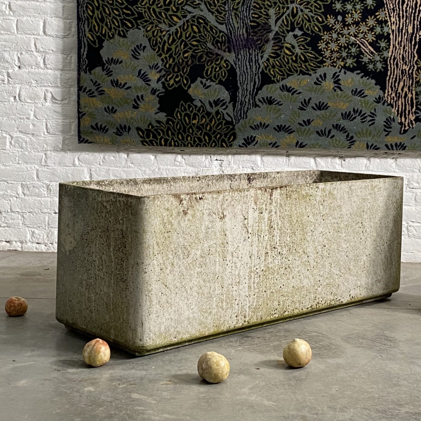 objet-vagabond-concrete-planter0001