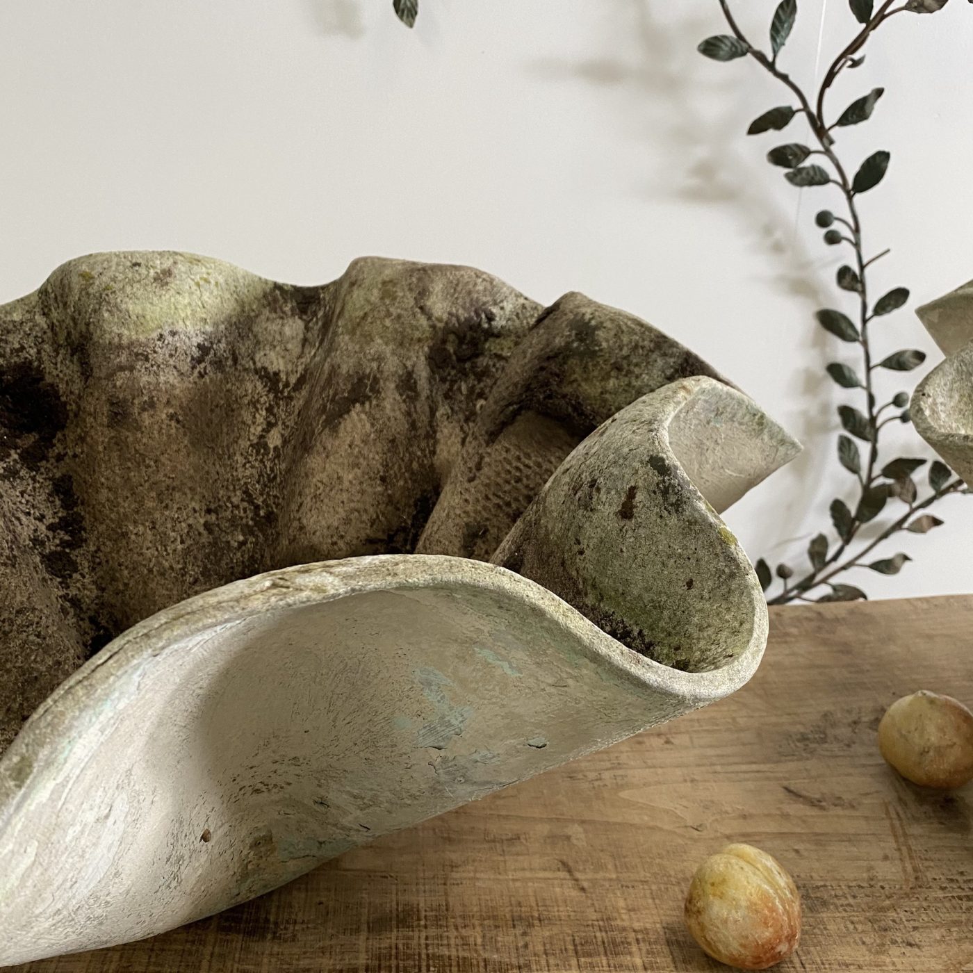 objet-vagabond-concrete-planters0001