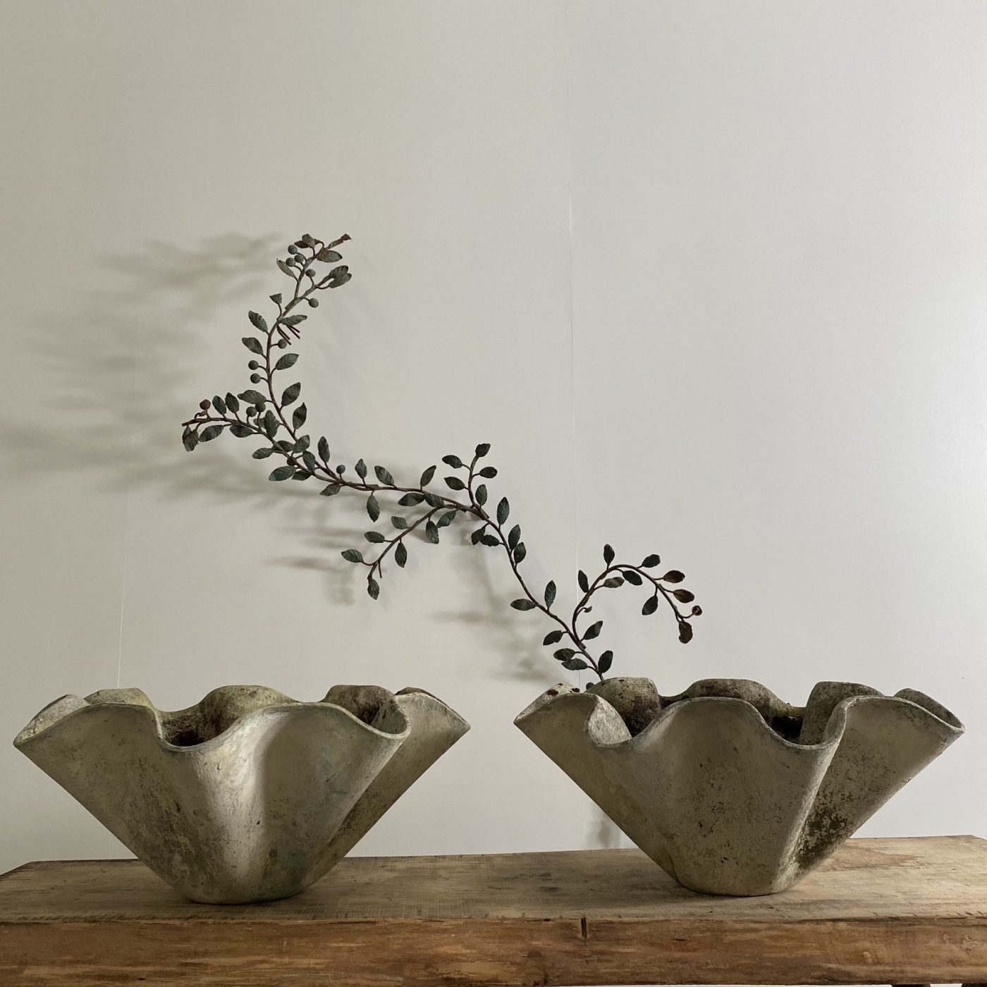 objet-vagabond-concrete-planters0003