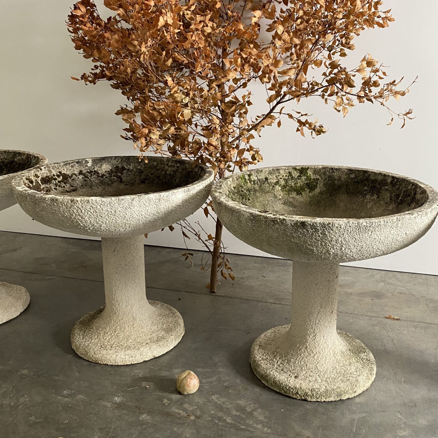 objet-vagabond-concrete-planters0004