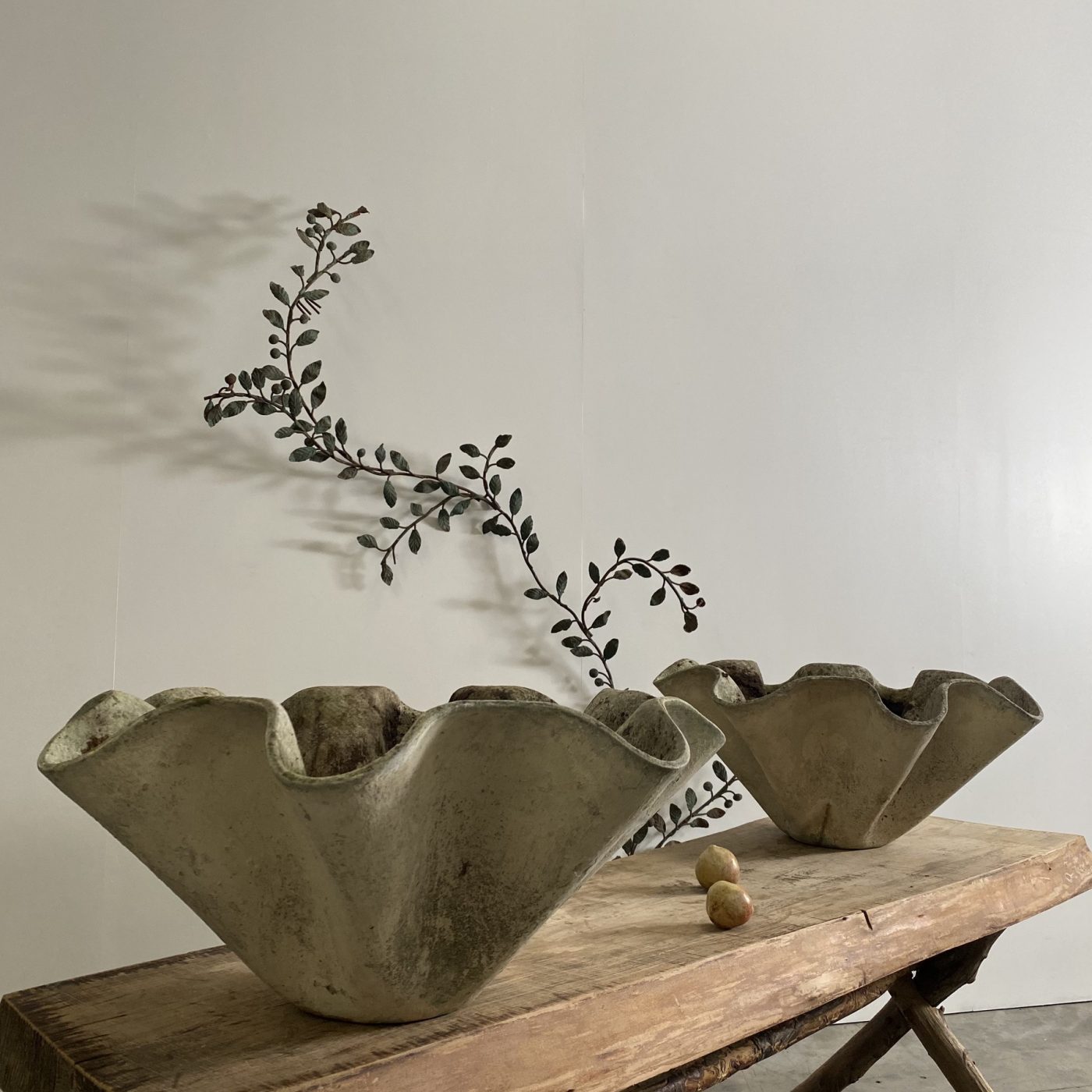 objet-vagabond-concrete-planters0006