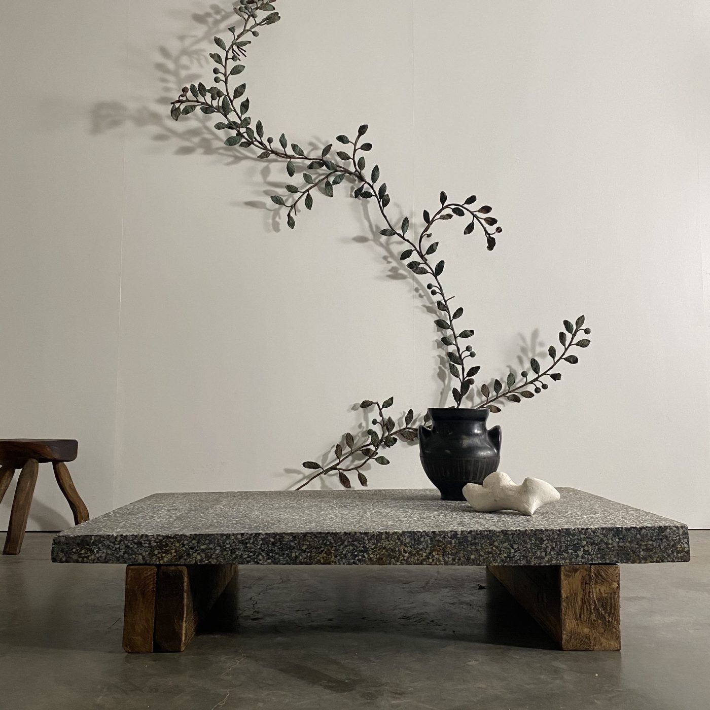 objet-vagabond-granito-coffeetable0006