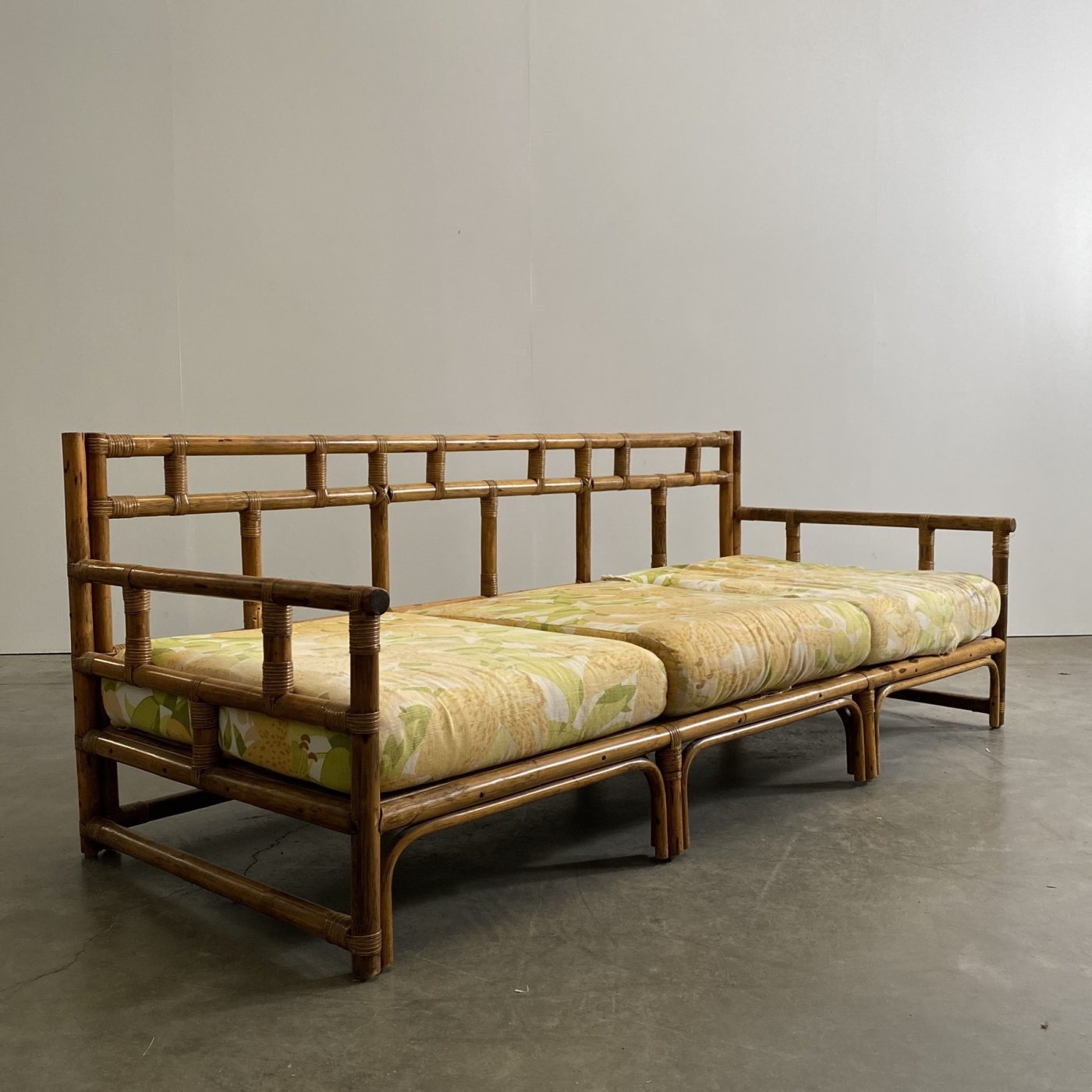 objet-vagabond-rattan-sofas0006