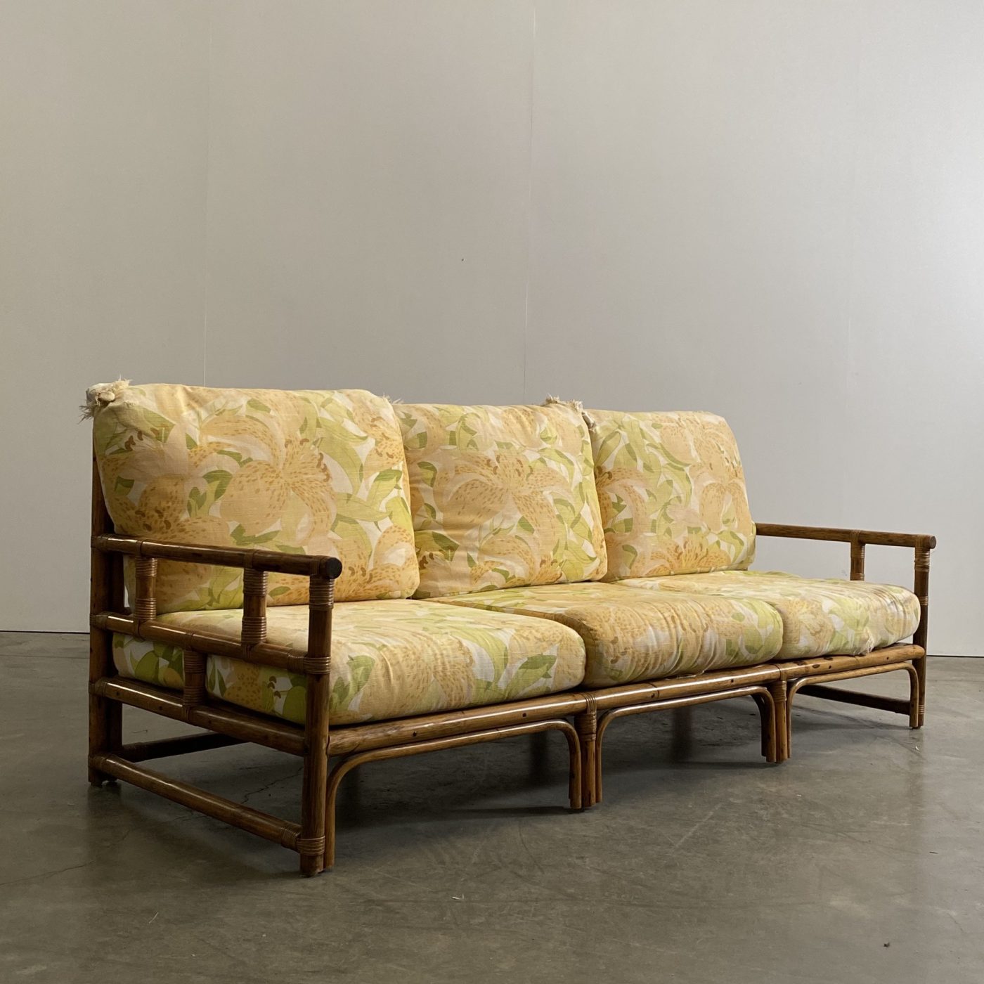 objet-vagabond-rattan-sofas0007