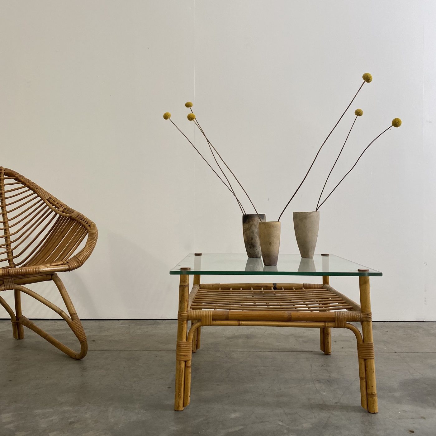 objet-vagabond-rattan-table0000