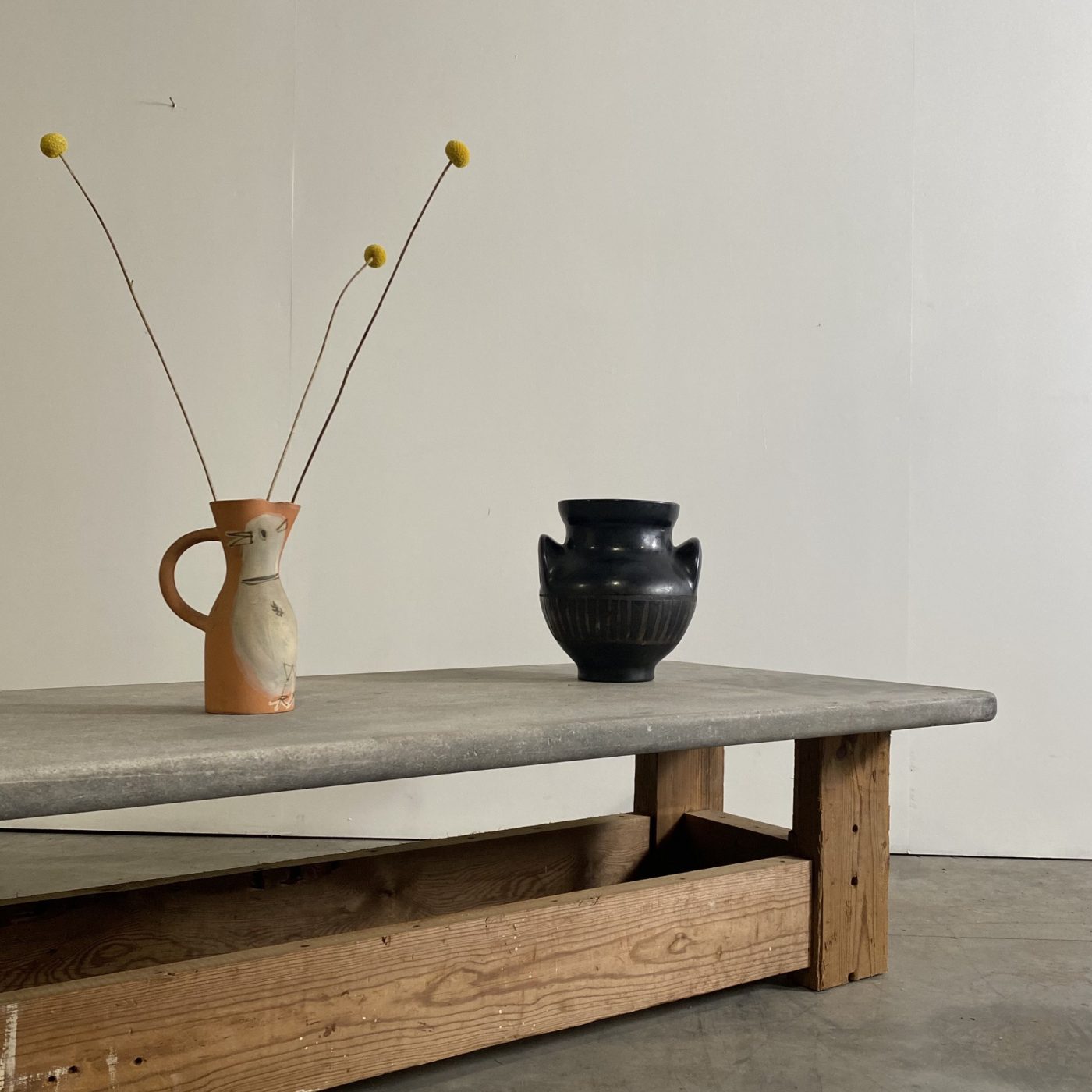 objet-vagabond-stone-table0002