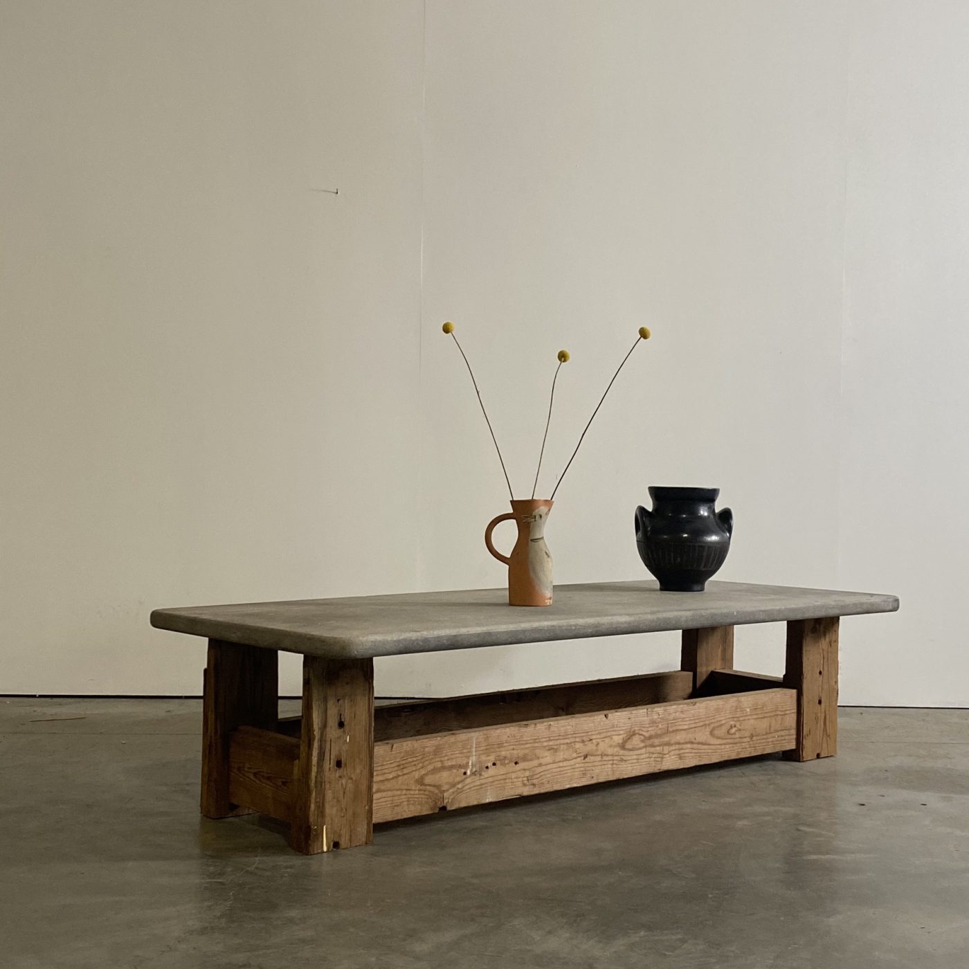 objet-vagabond-stone-table0003