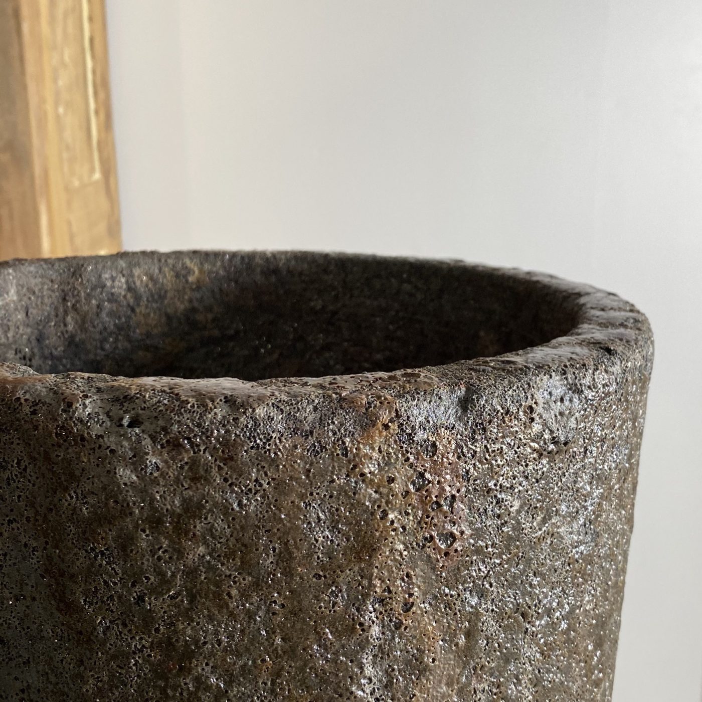 objet-vagabond-foundry-pots0005