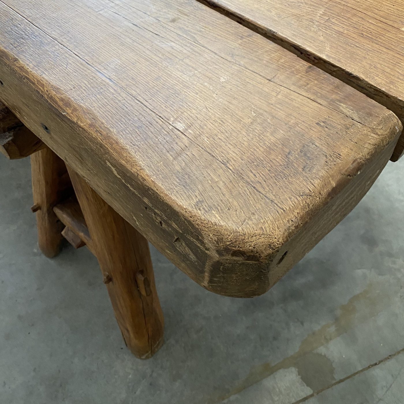 objet-vagabond-trestle-table0006