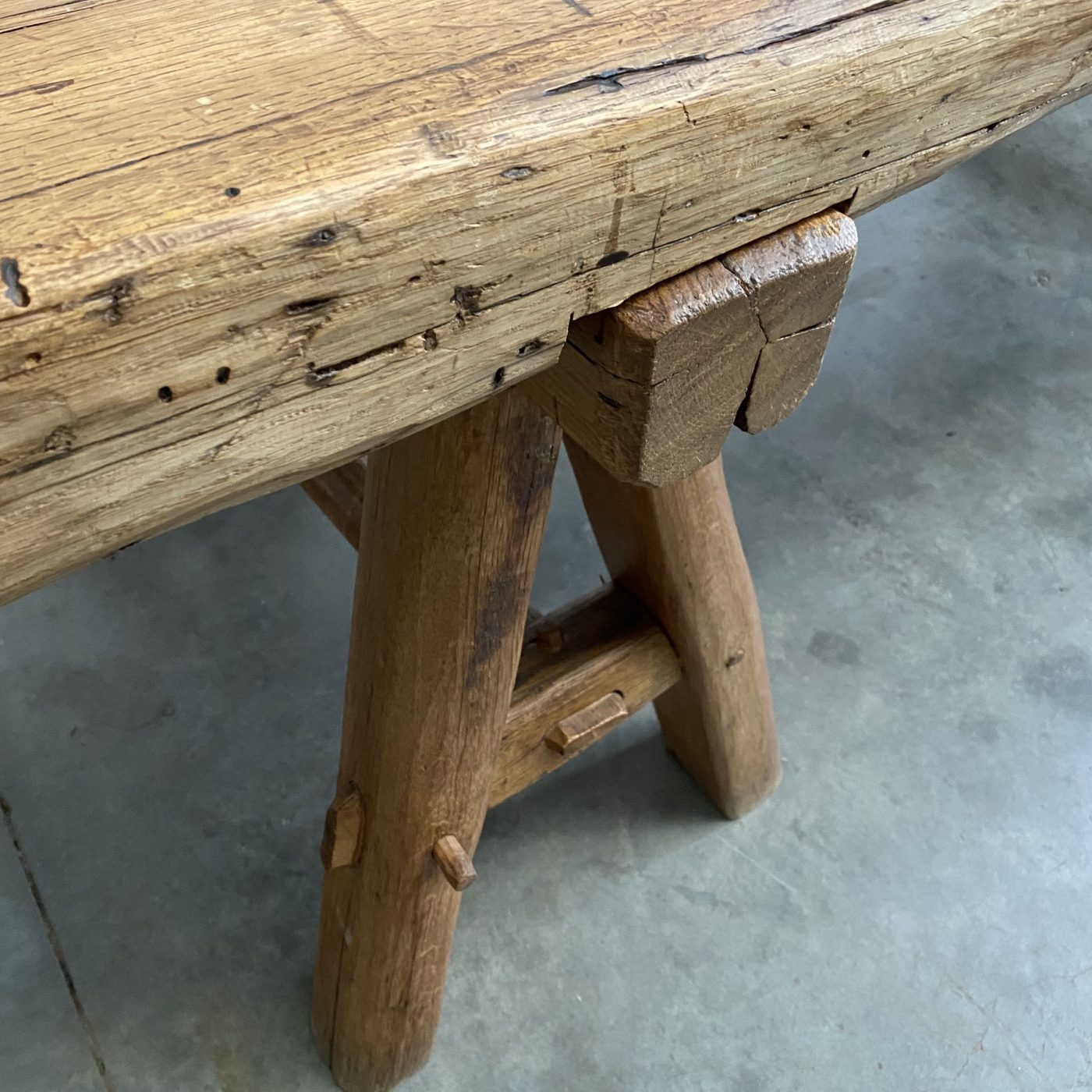 objet-vagabond-trestle-table0007