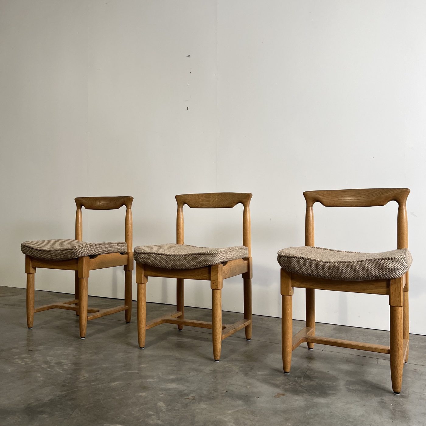 objet-vagabond-midcentury-chairs0011