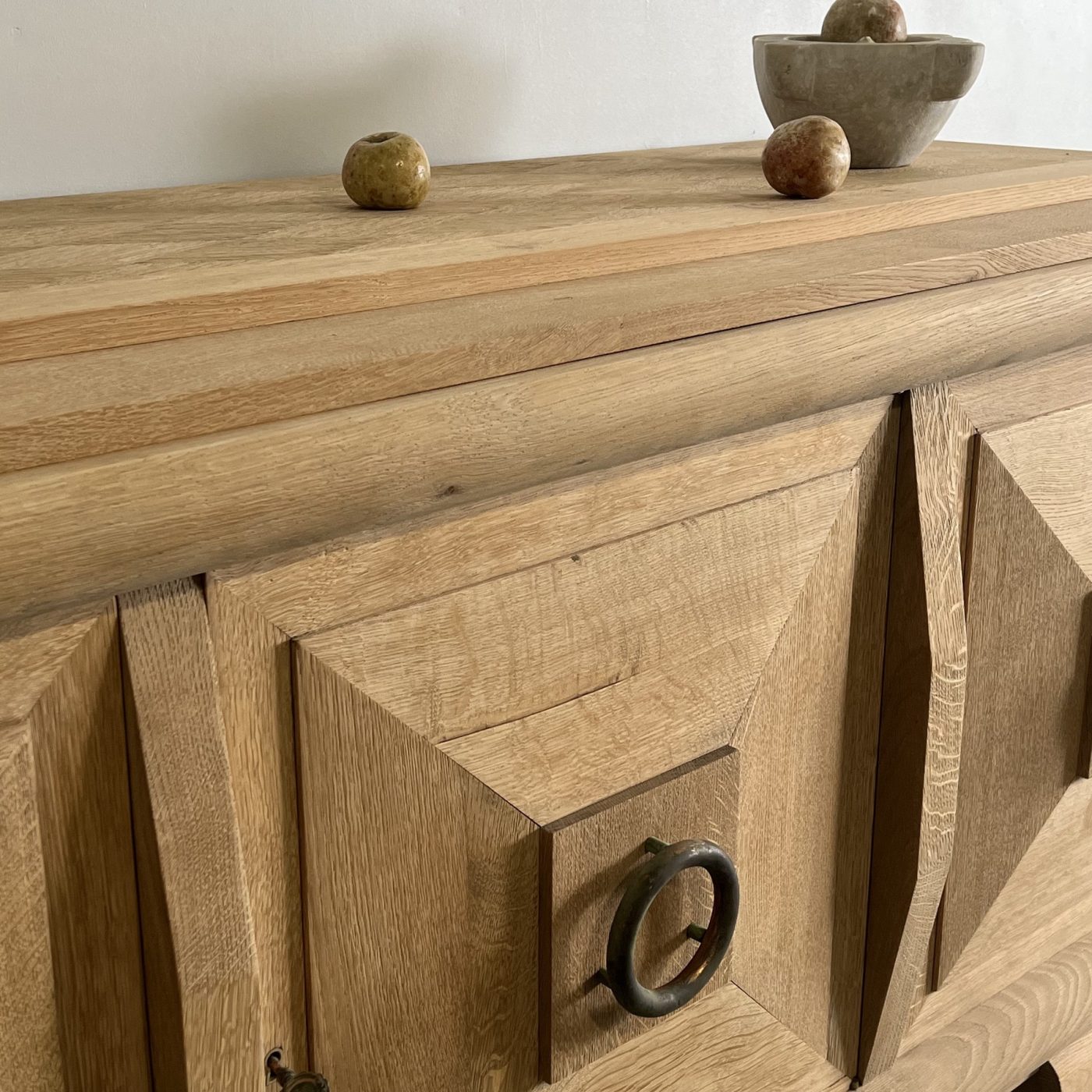 objet-vagabond-oak-sideboard0002