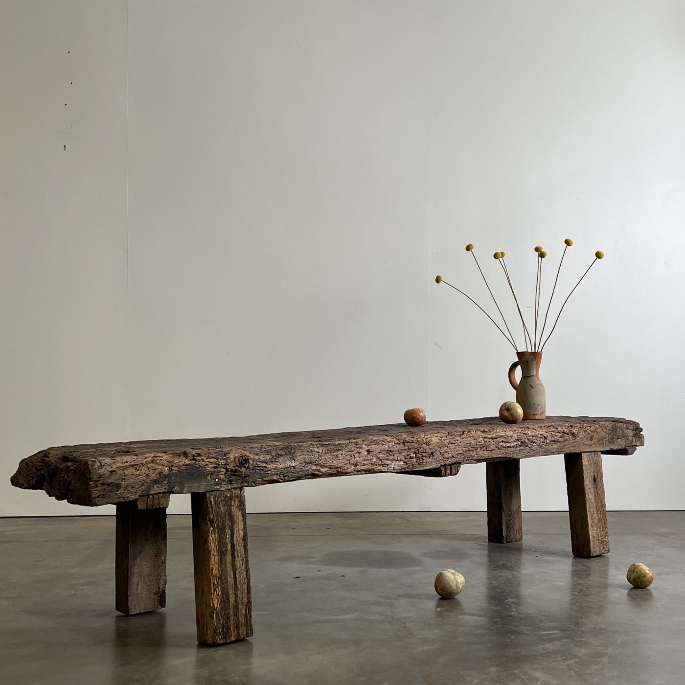 objet-vagabond-primitive-bench0002