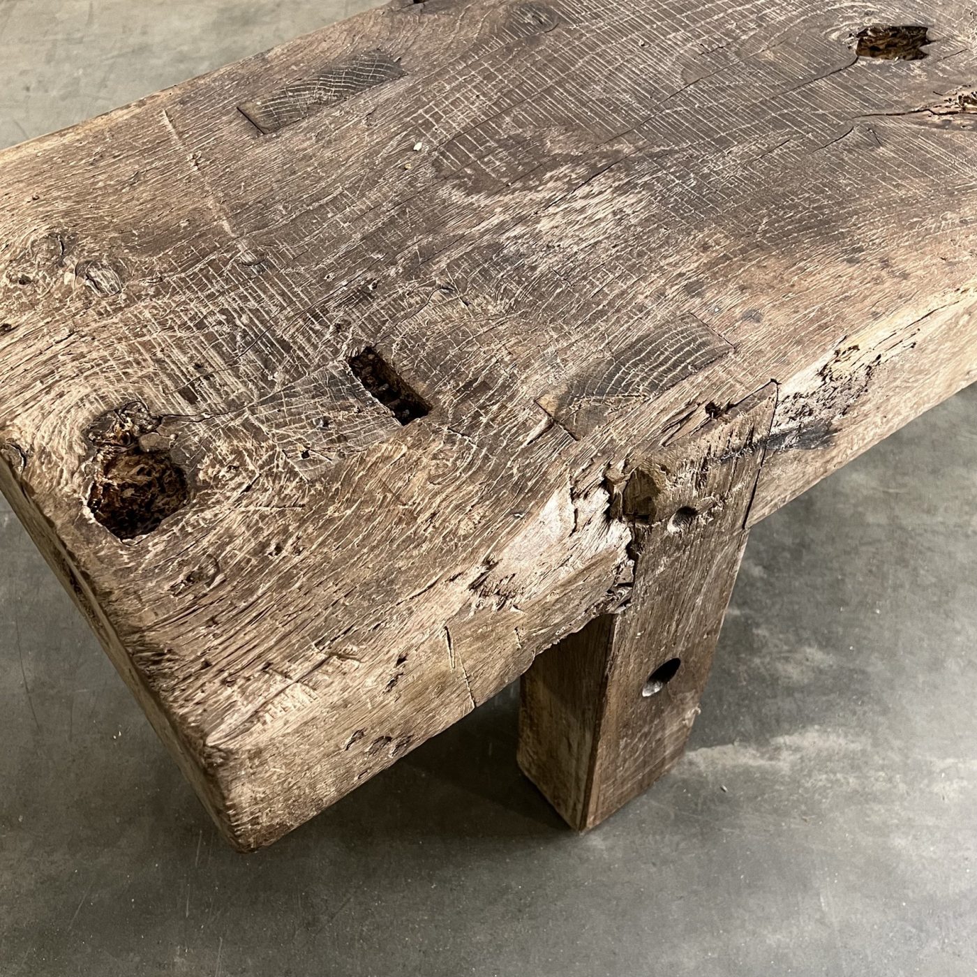 objet-vagabond-primitive-table0000