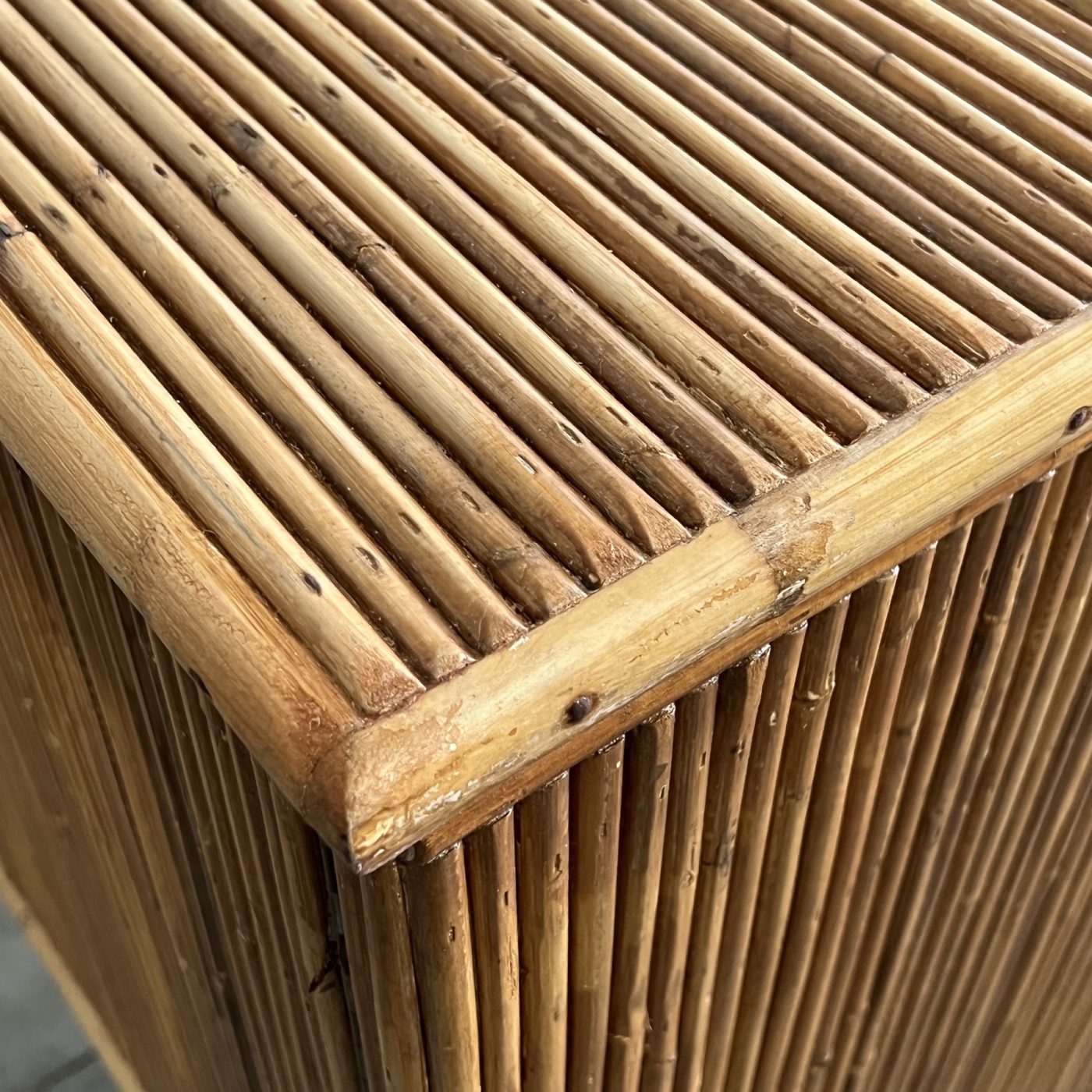 objet-vagabond-rattan-sideboard0000