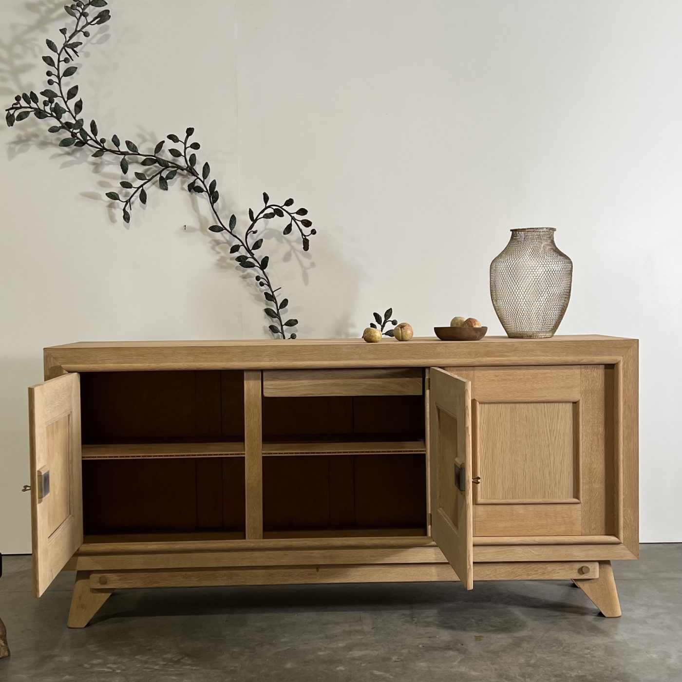 objet-vagabond-reconstruction-sideboard0003