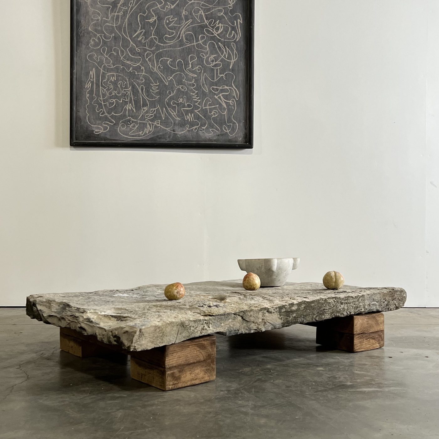 objet-vagabond-stone-table0001