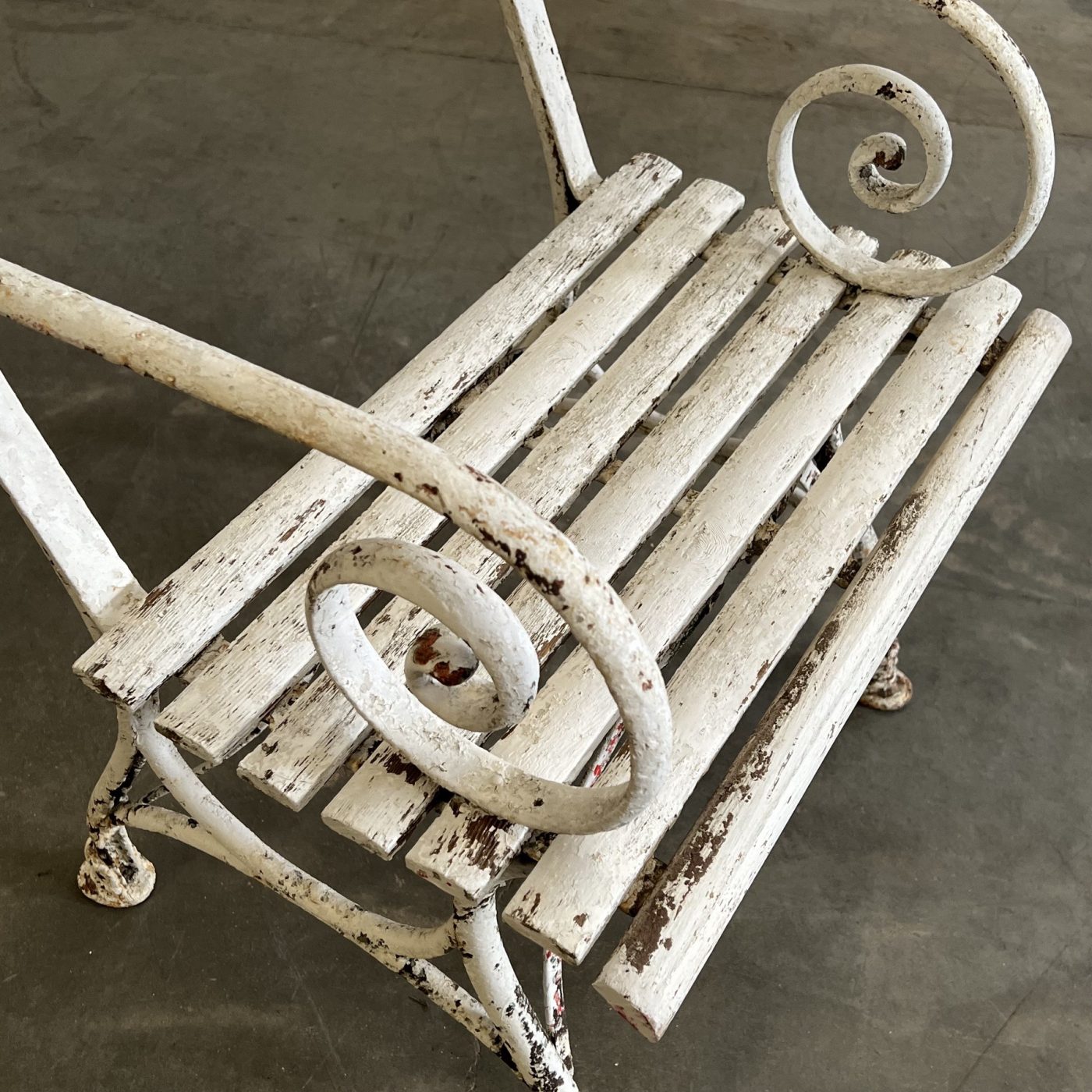 objet-vagabond-arras-chairs0003