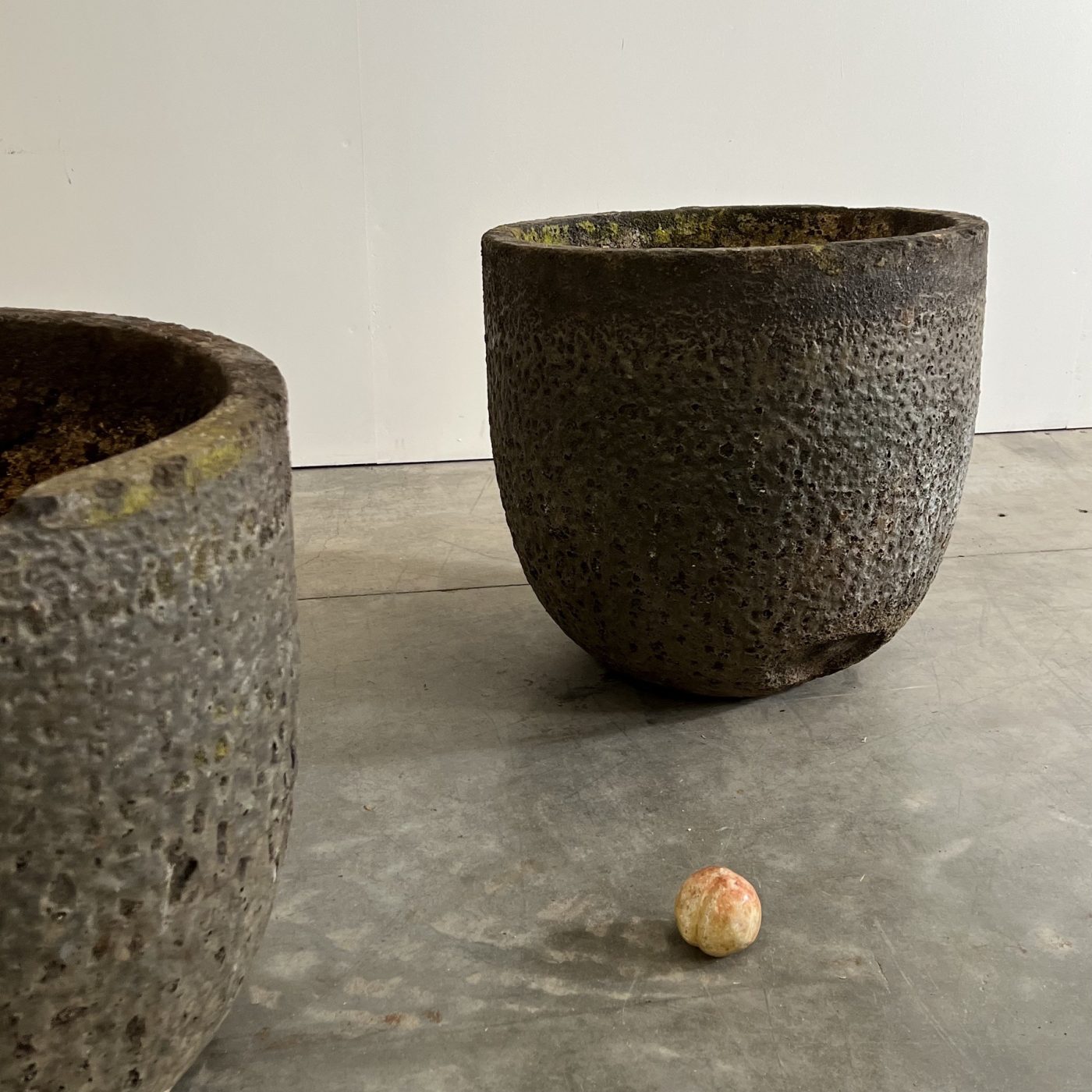 objet-vagabond-foundry-pots0002