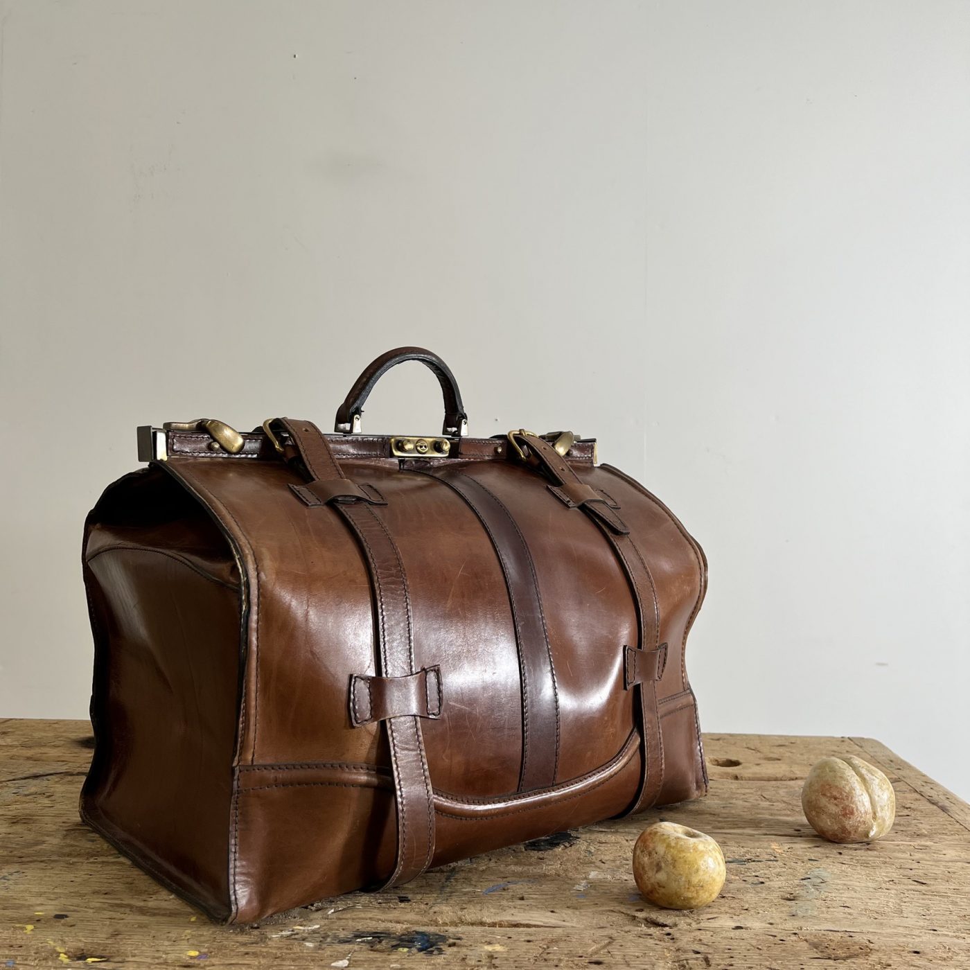 objet-vagabond-leather-bag0000