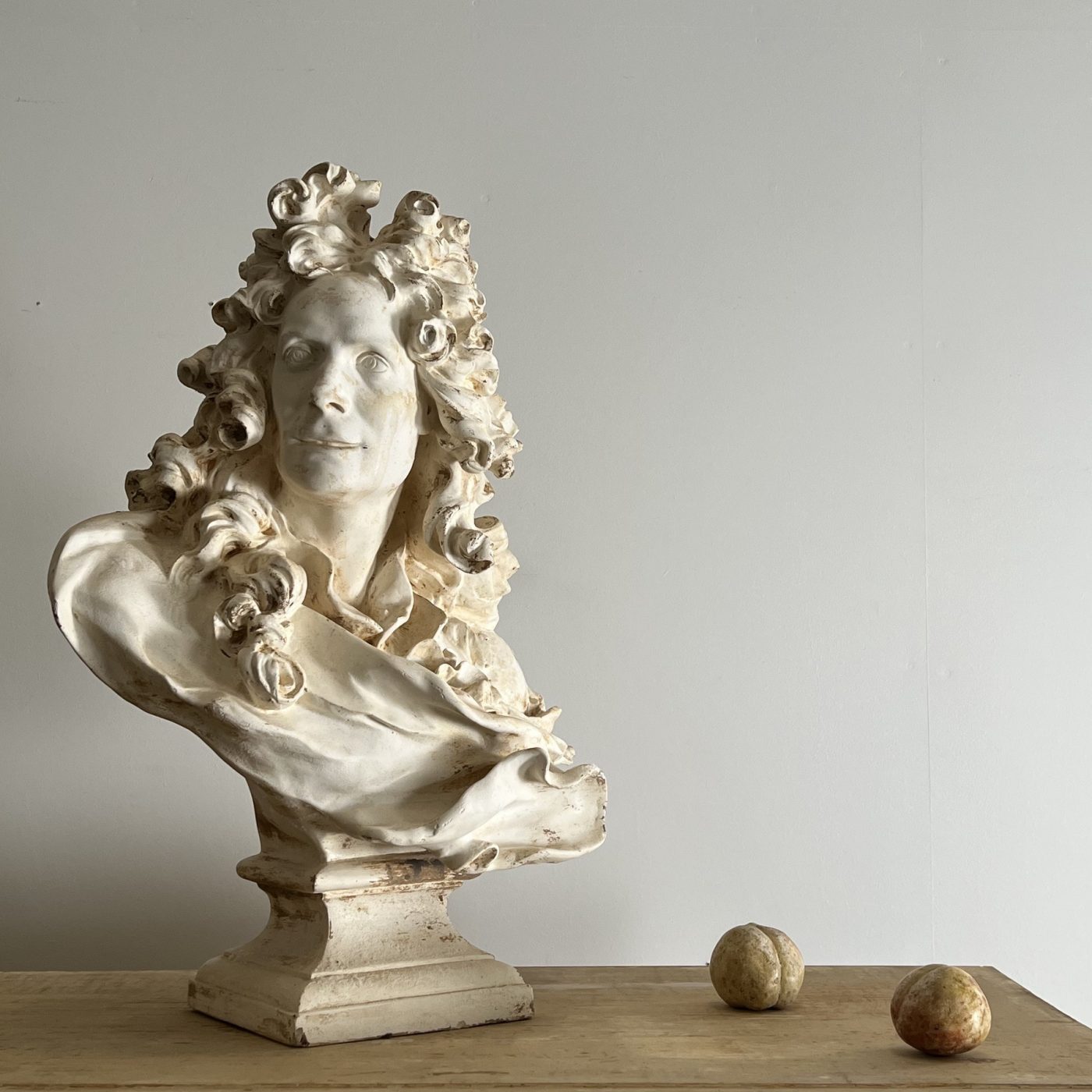 objet-vagabond-plaster-bust0001