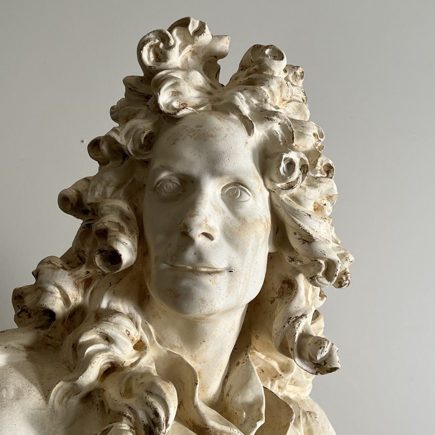 objet-vagabond-plaster-bust0003